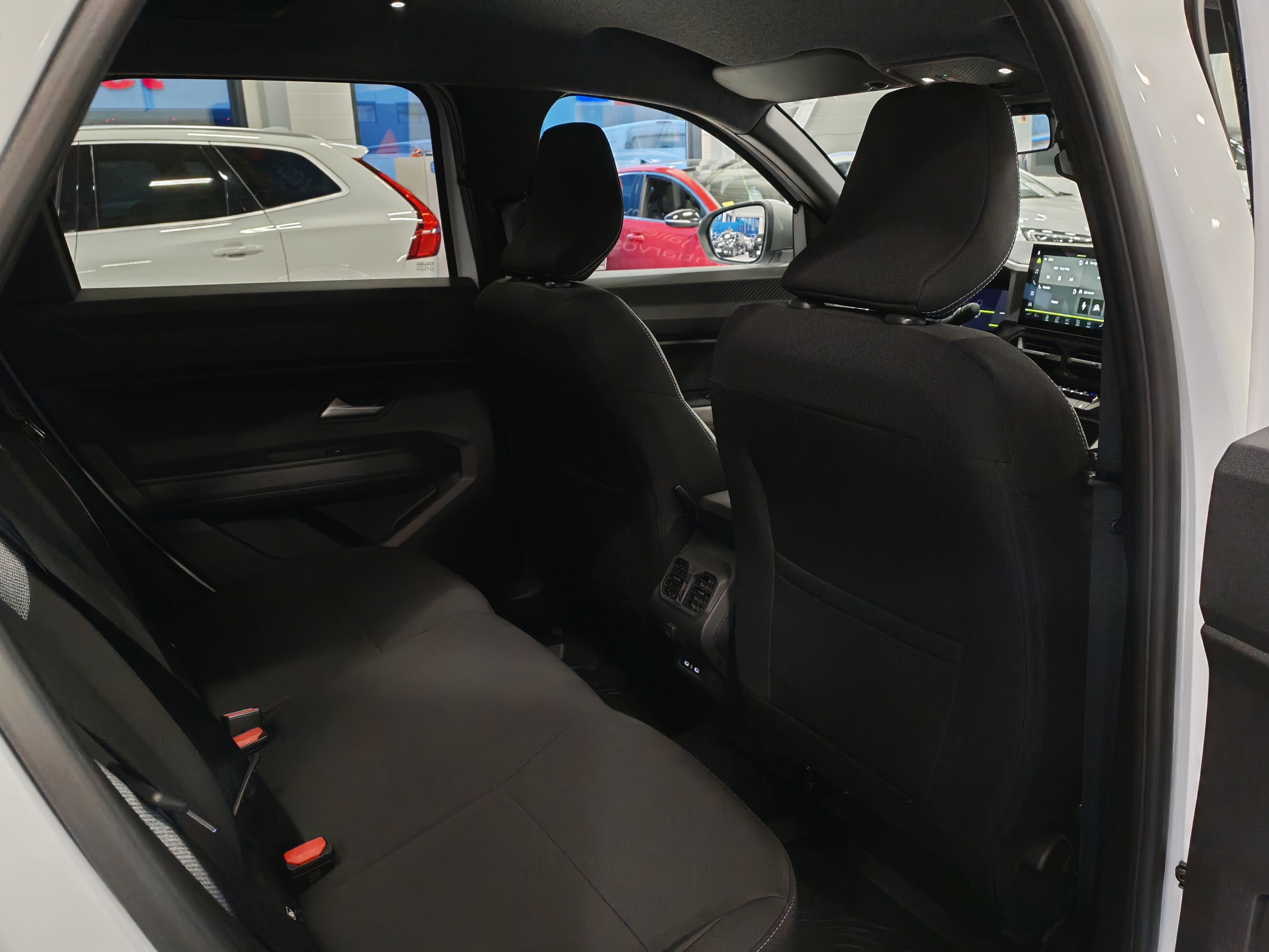 Dacia BIGSTER HYBRID 155 4X2 JOURNEY.