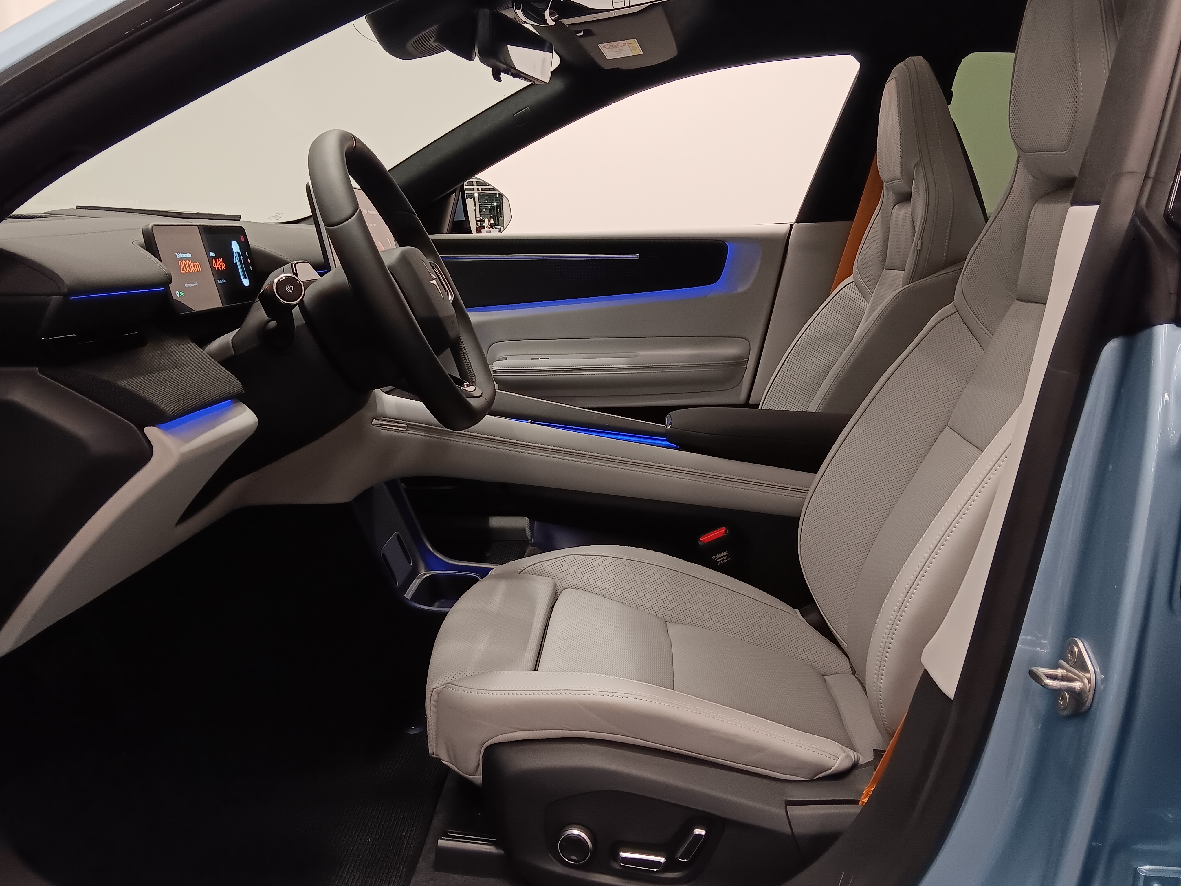 Polestar 4 LONG RANGE DUAL MOTOR PERFORMANCE PRIME