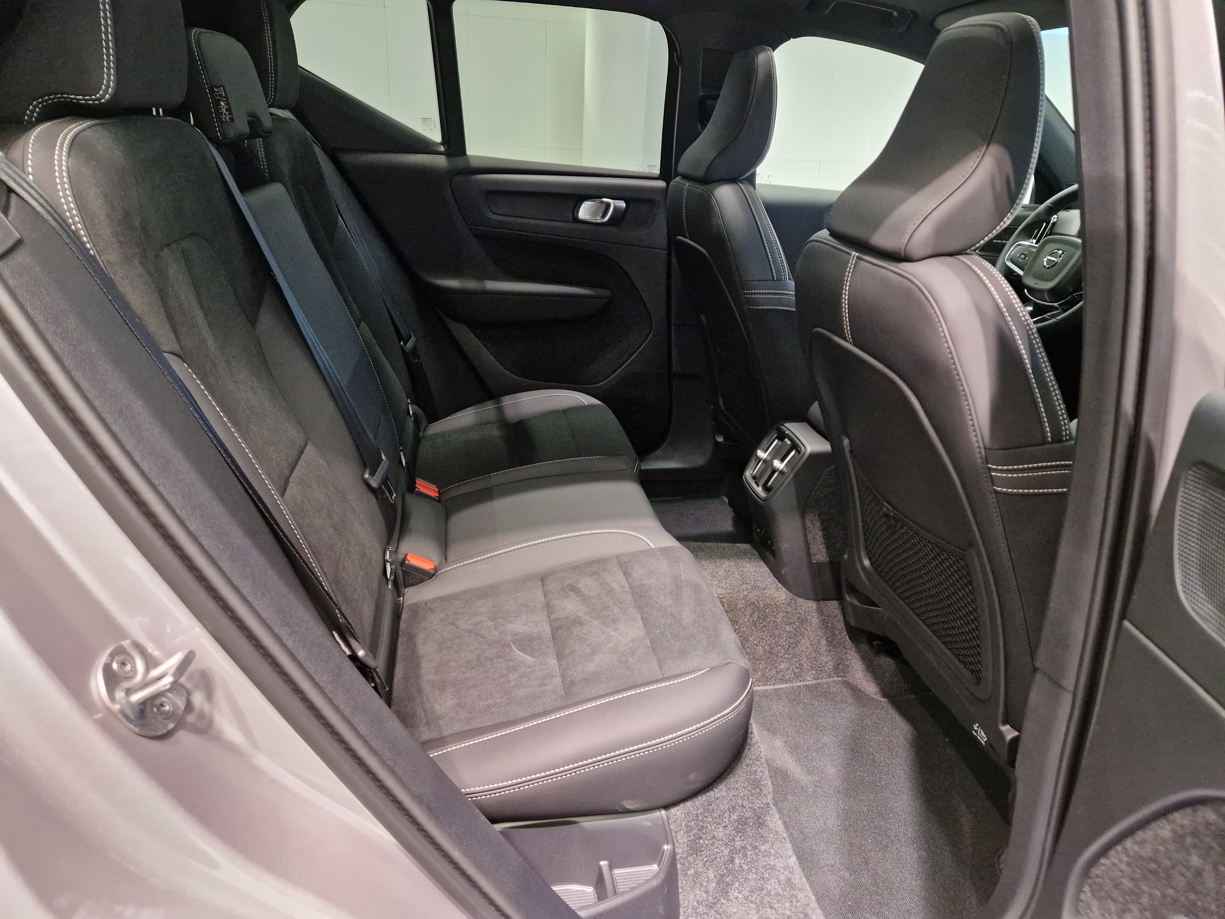 Volvo EX40 TWIN ULTRA.