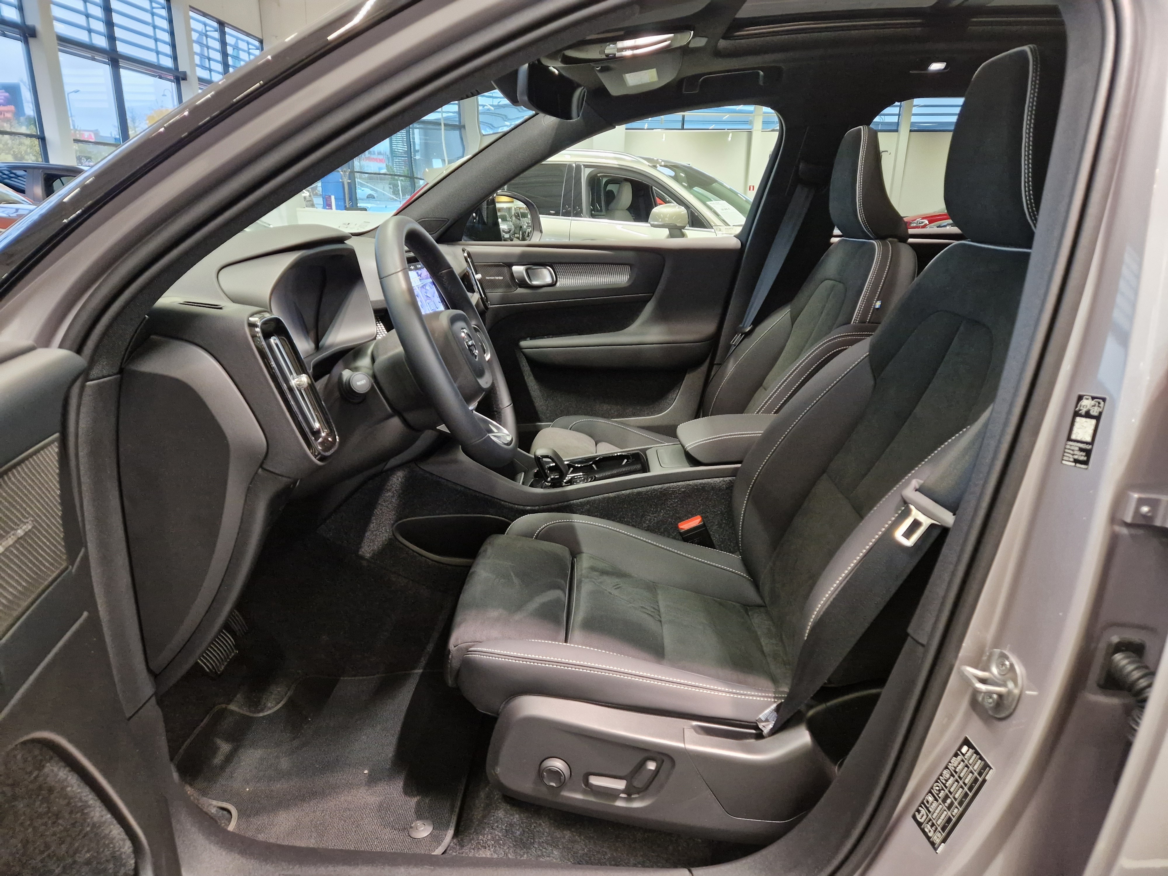 Volvo EX40 TWIN ULTRA.