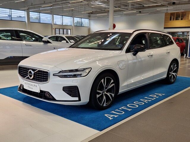 volvo V60 T8 TWE AWD R-DESIGN TAKUU 24KK/40TKM