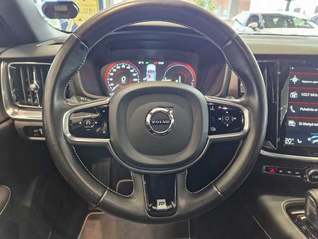 Volvo V60 T8 TWE AWD R-DESIGN TAKUU 24KK/40TKM