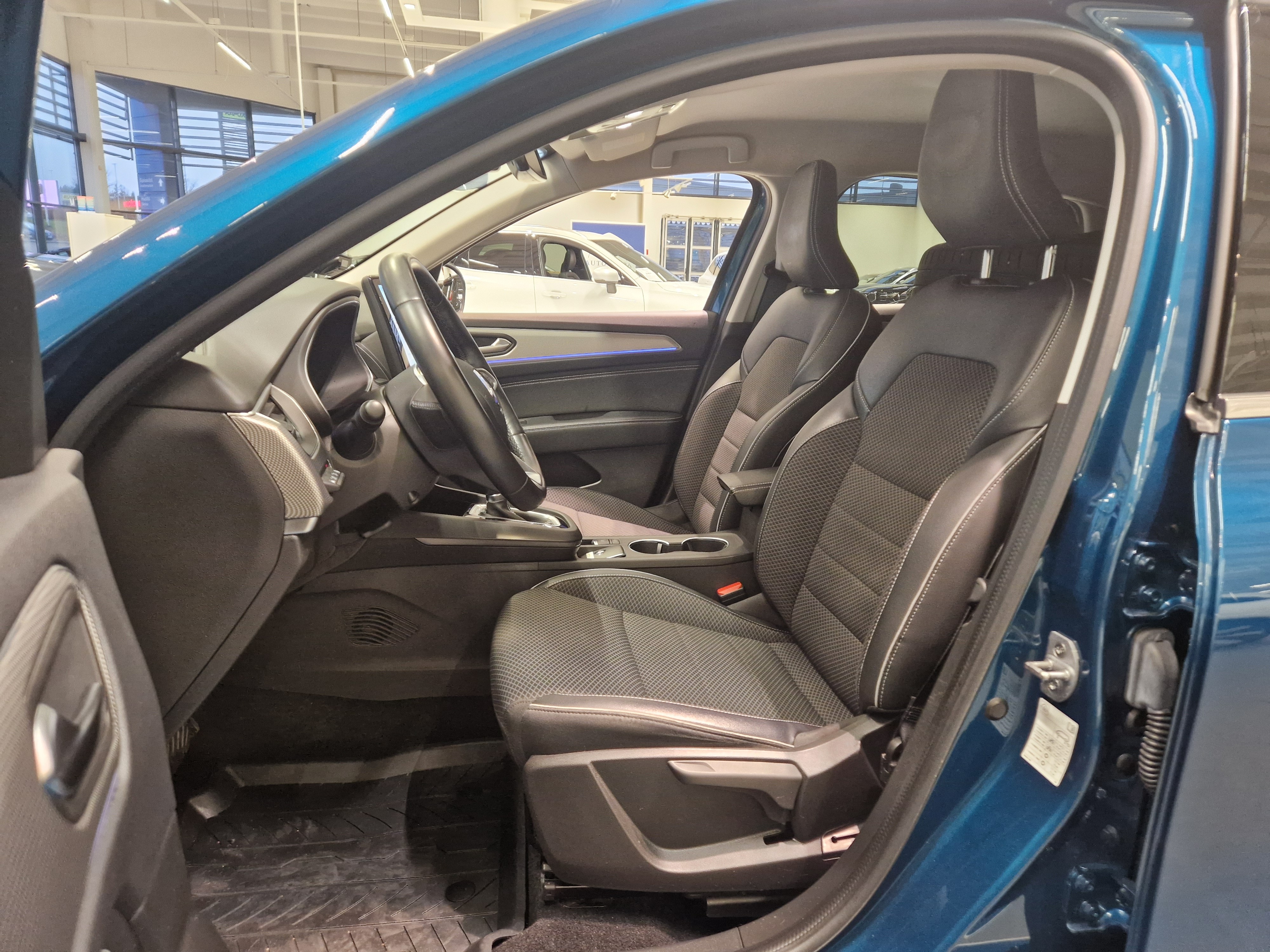 Renault ARKANA E-TECH 145 HYBRID INTENS TAKUU 24KK/40TKM