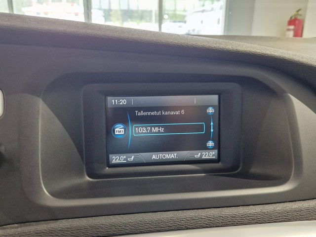 Volvo V40 CROSS COUNTRY D2 MOMENTUM AUT
