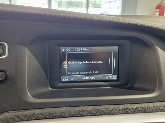Volvo V40 CROSS COUNTRY D2 MOMENTUM AUT