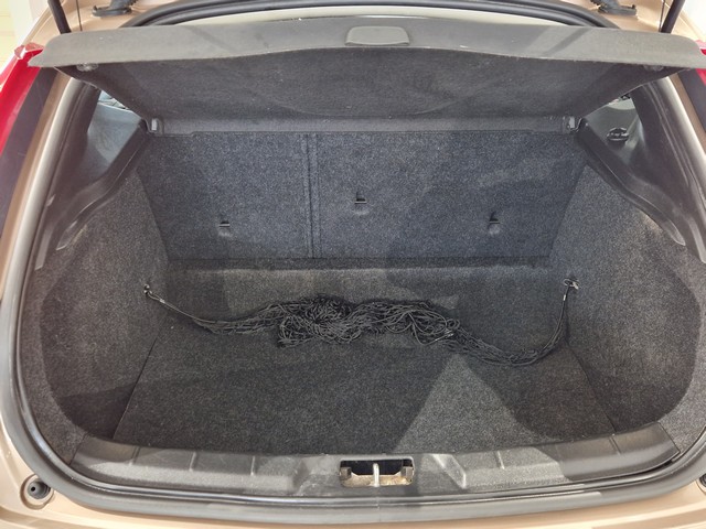 Volvo V40 CROSS COUNTRY D2 MOMENTUM AUT