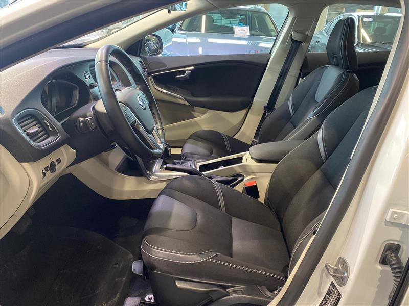 Volvo V40 T2 Business aut. 2016, kuva 6/15