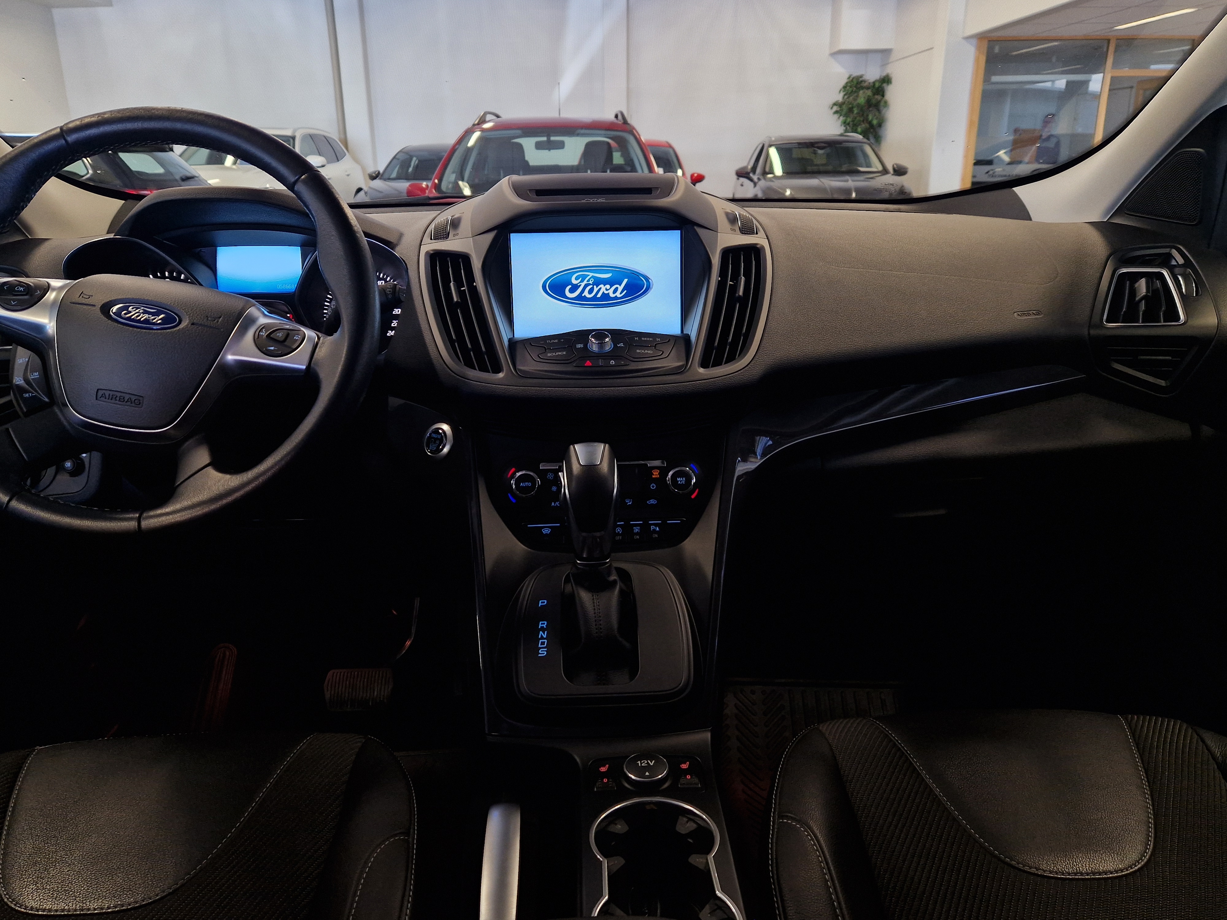 Ford Kuga 2016, kuva 6/11