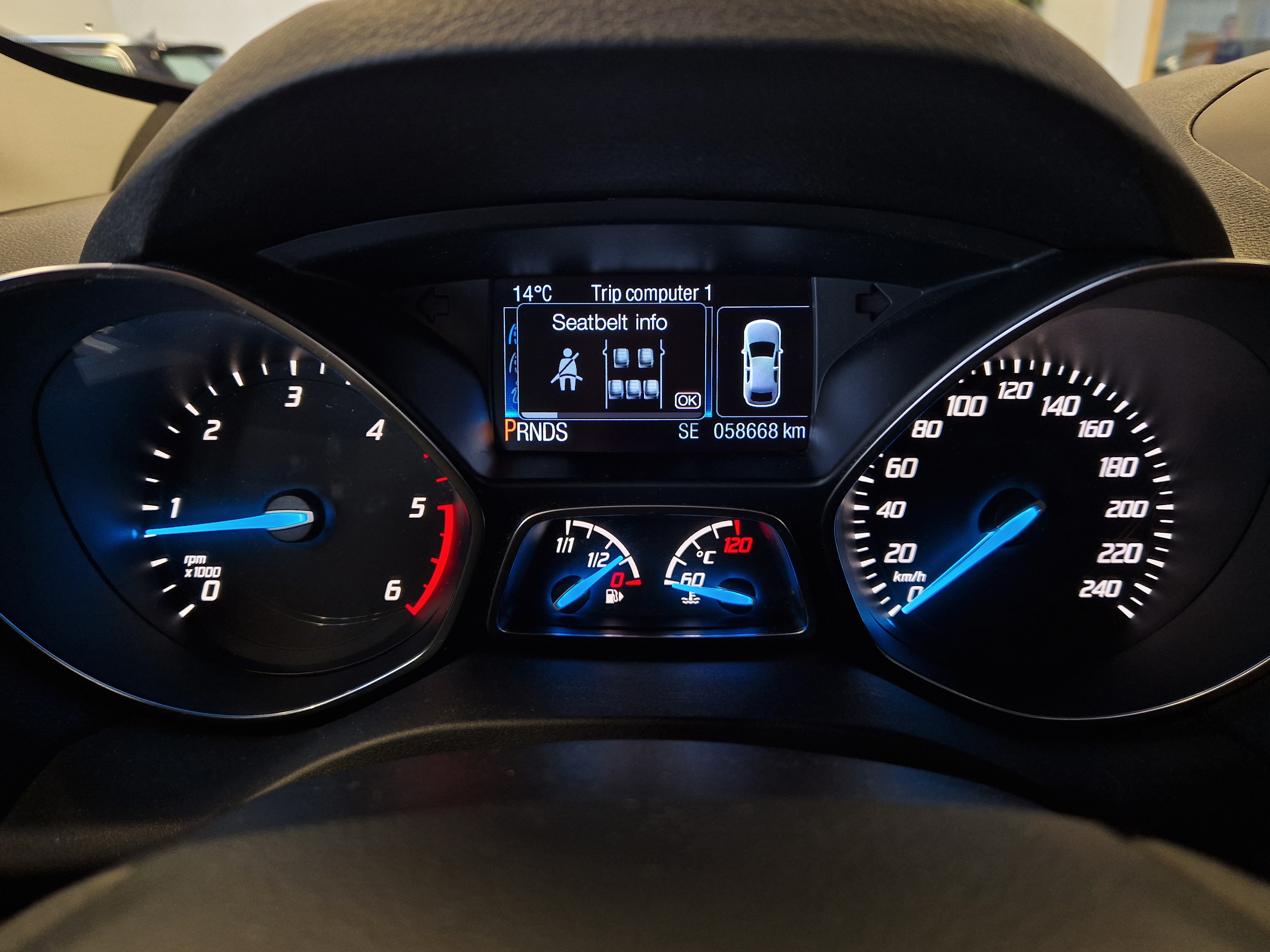 Ford Kuga 2016, kuva 7/11