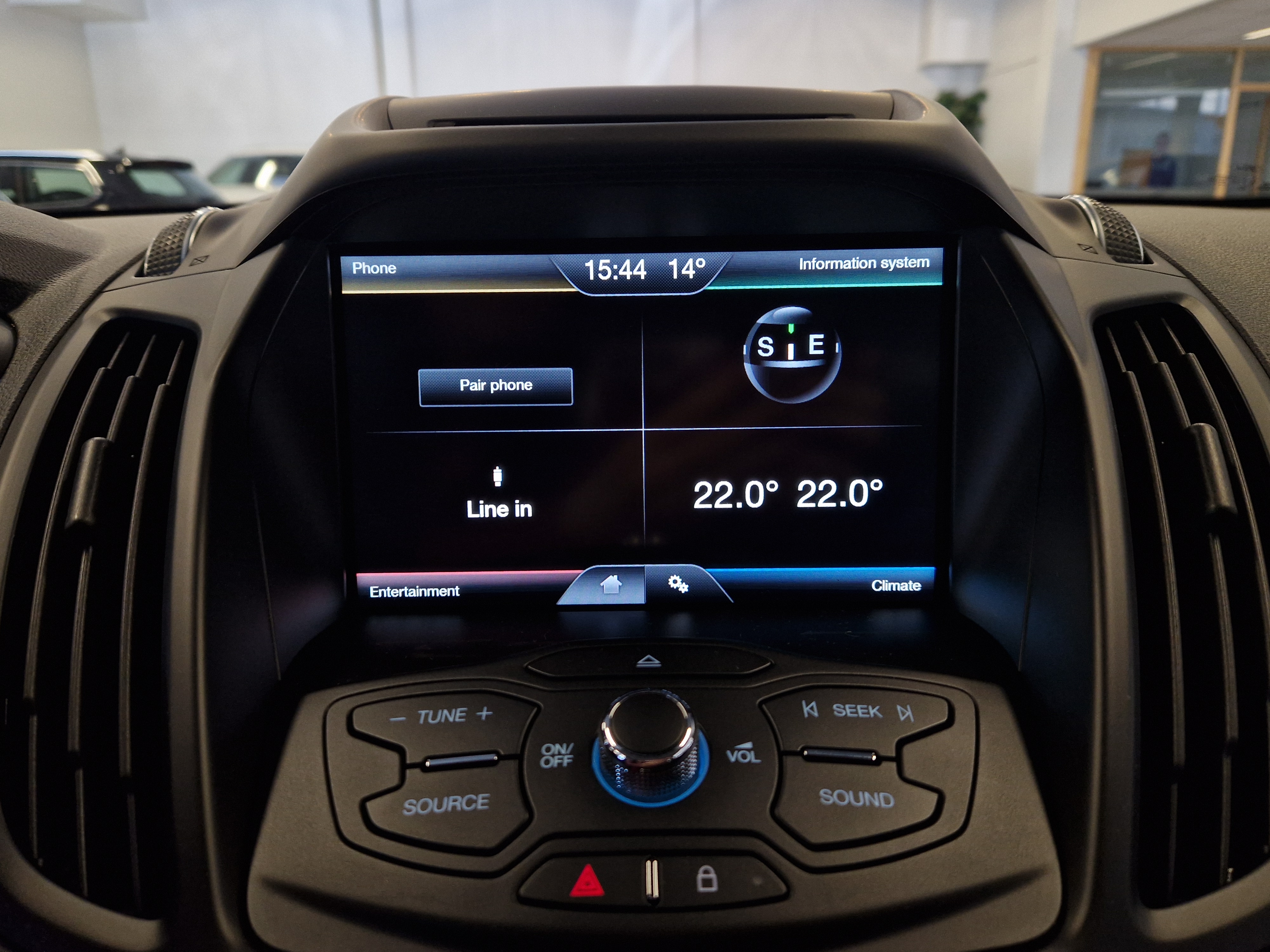 Ford KUGA 2,0 TDCI 150 HV POWERSHIFT AWD A6 TITANIUM BUSINES