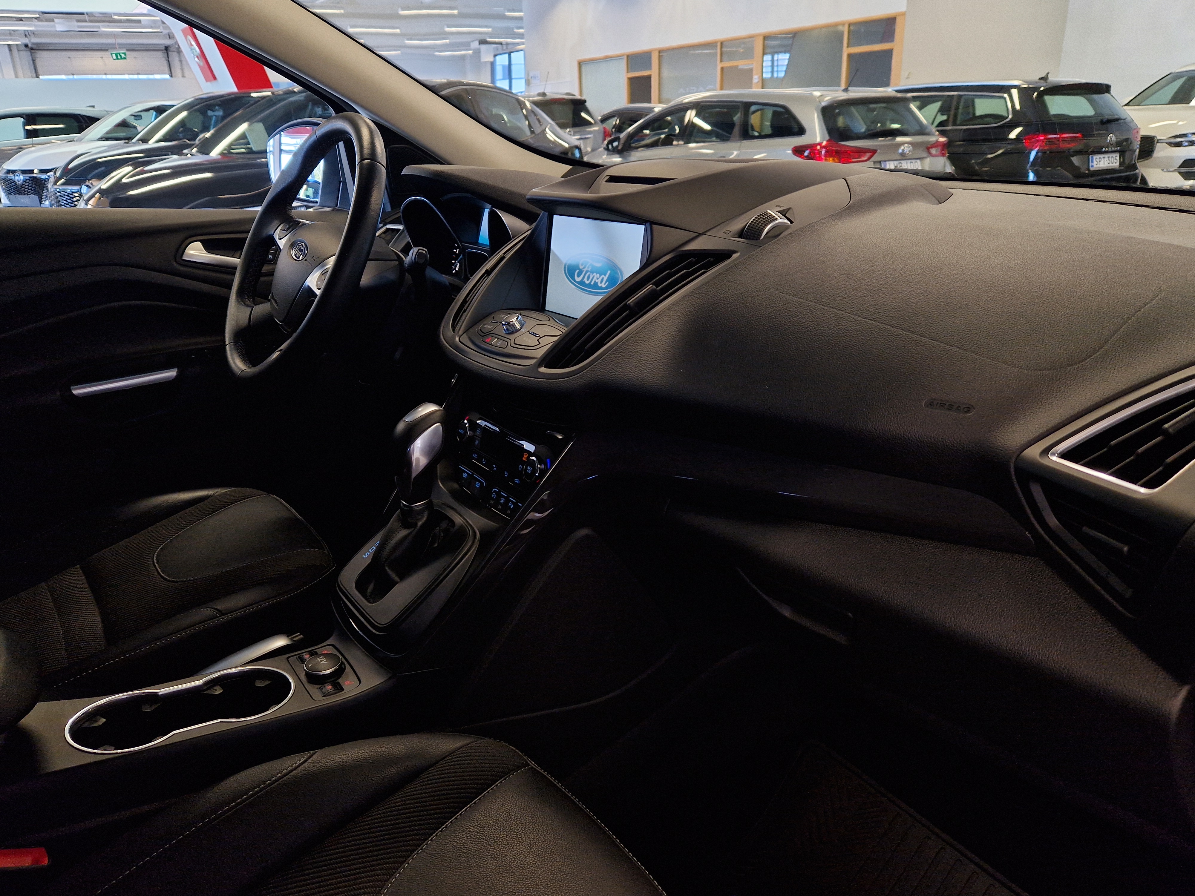 Ford KUGA 2,0 TDCI 150 HV POWERSHIFT AWD A6 TITANIUM BUSINES
