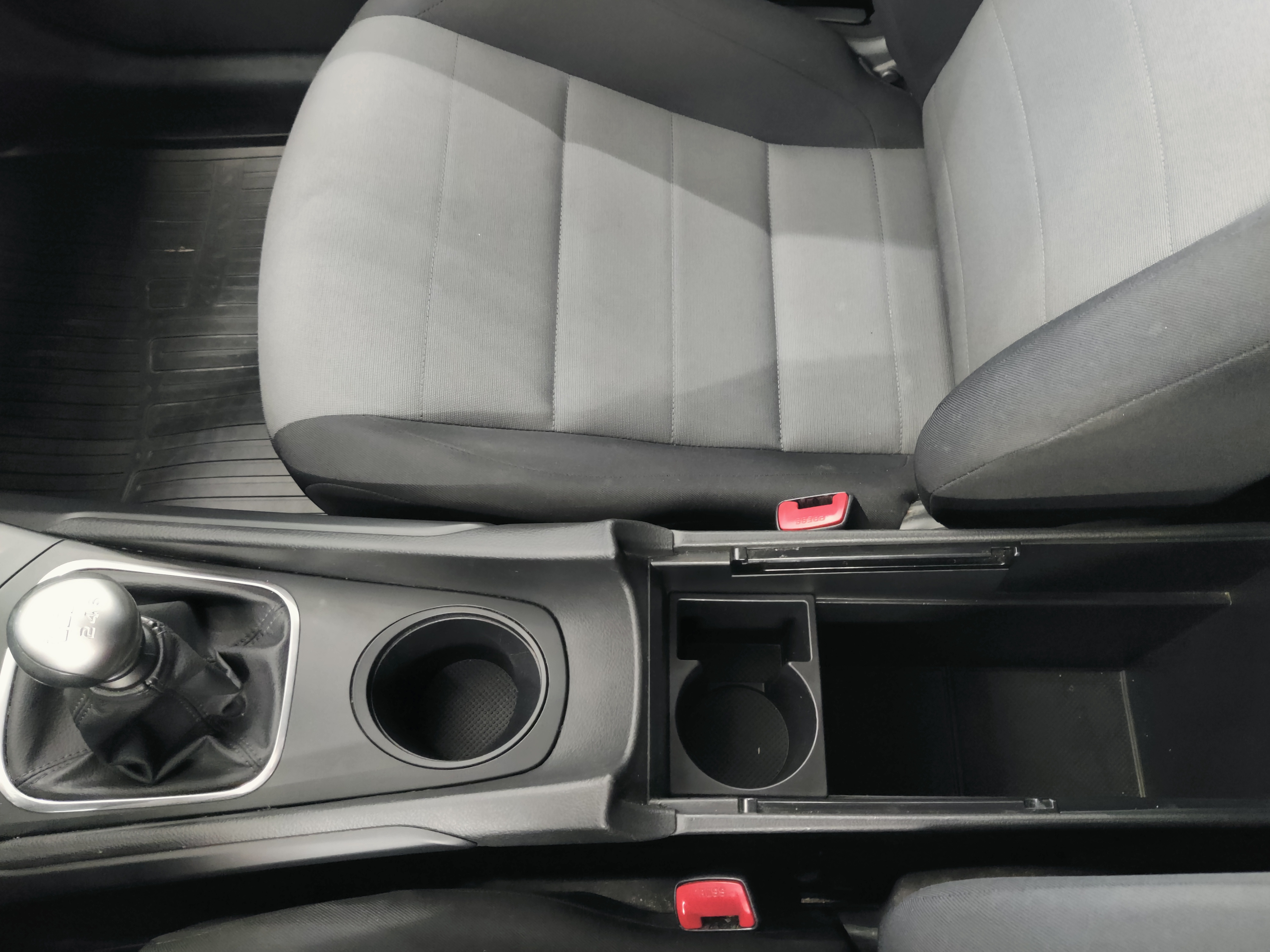 Toyota AVENSIS 1,6 VALVEMATIC LIFE EDITION TOURING SPORTS