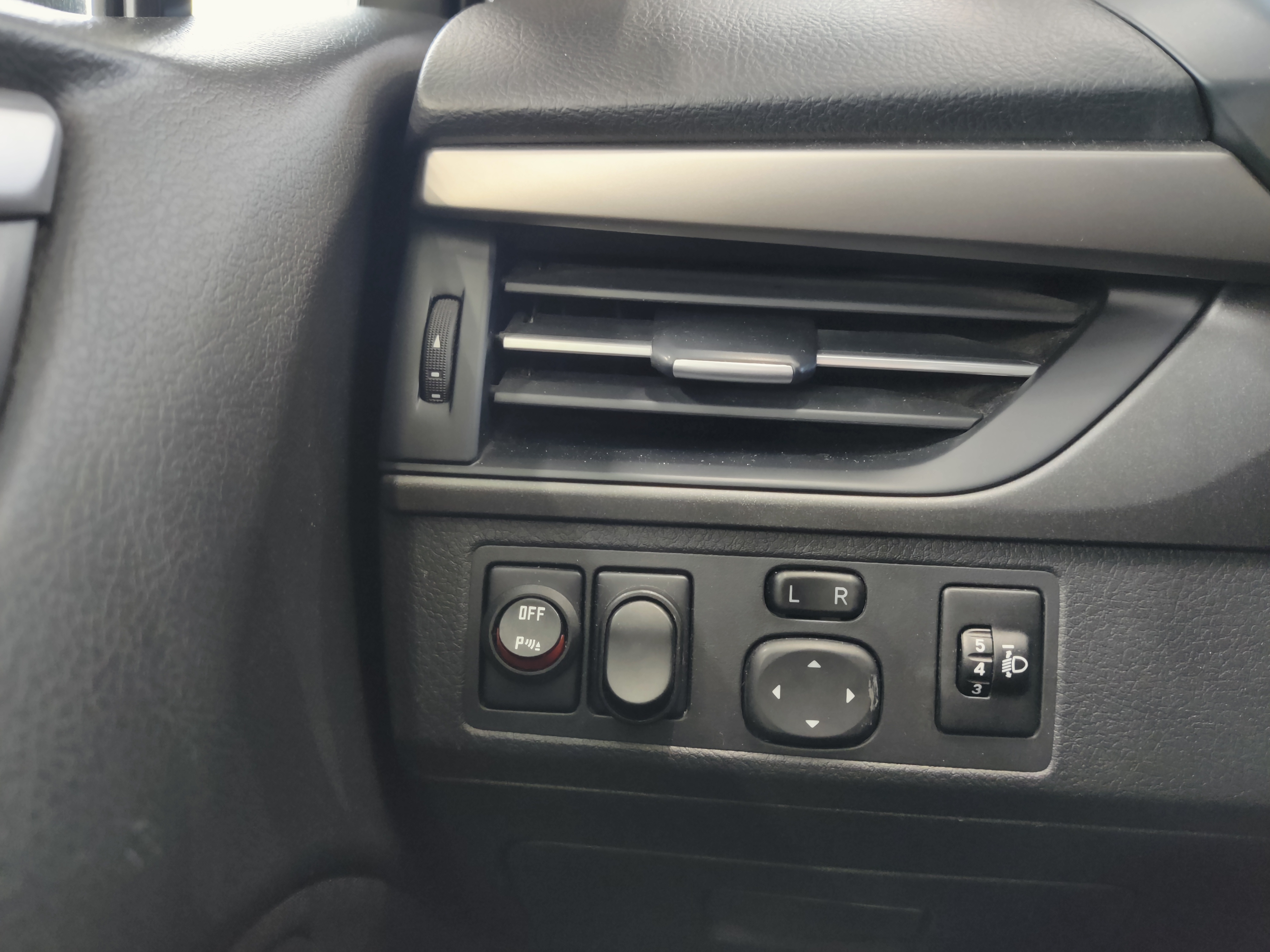 Toyota AVENSIS 1,6 VALVEMATIC LIFE EDITION TOURING SPORTS