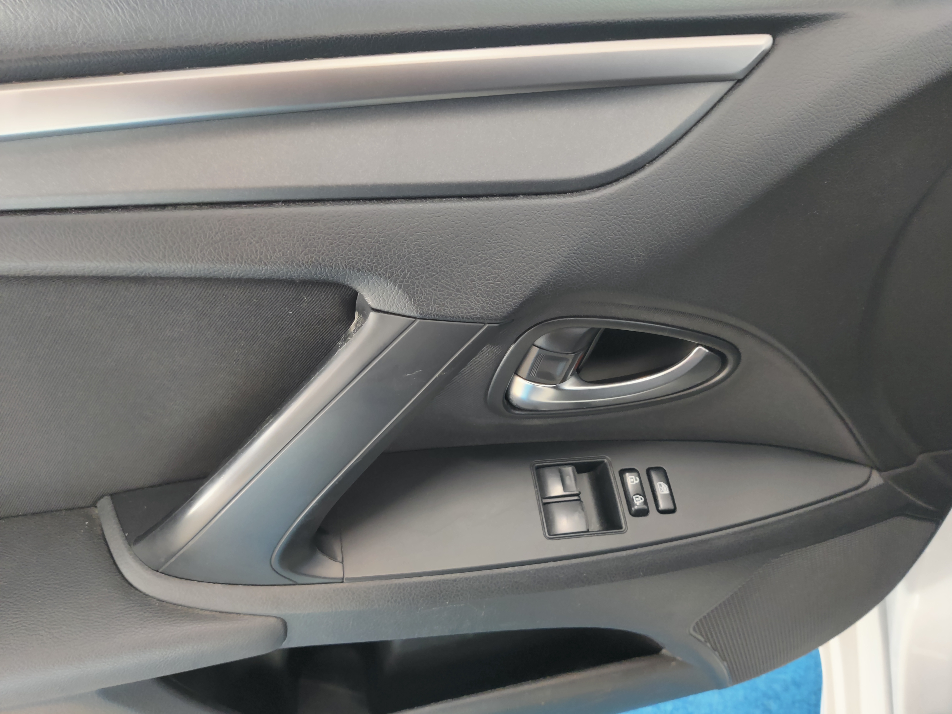 Toyota AVENSIS 1,6 VALVEMATIC LIFE EDITION TOURING SPORTS