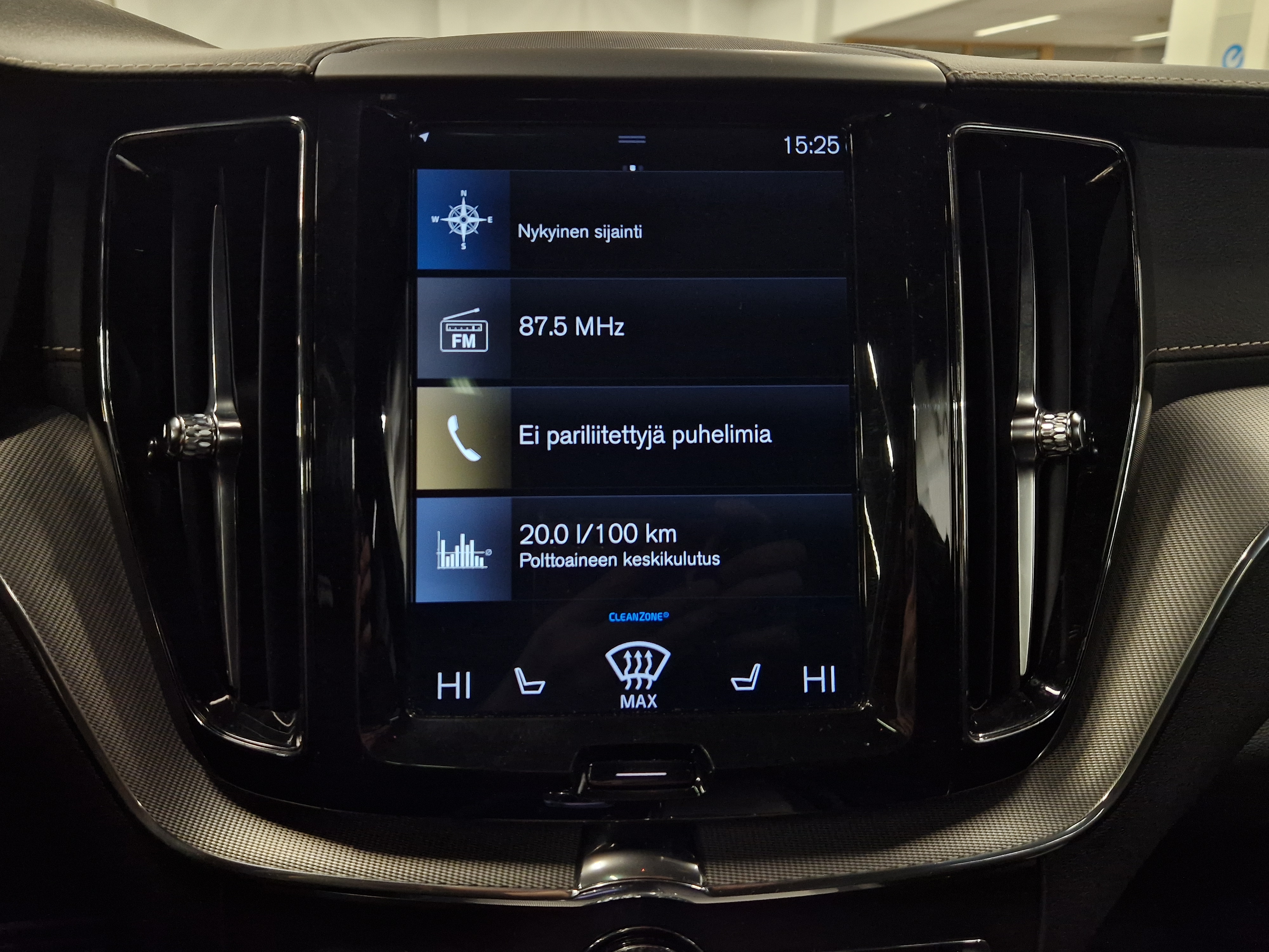 Volvo XC60 T8 AWD R-DESIGN AUT TAKUU 12KK/20TKM