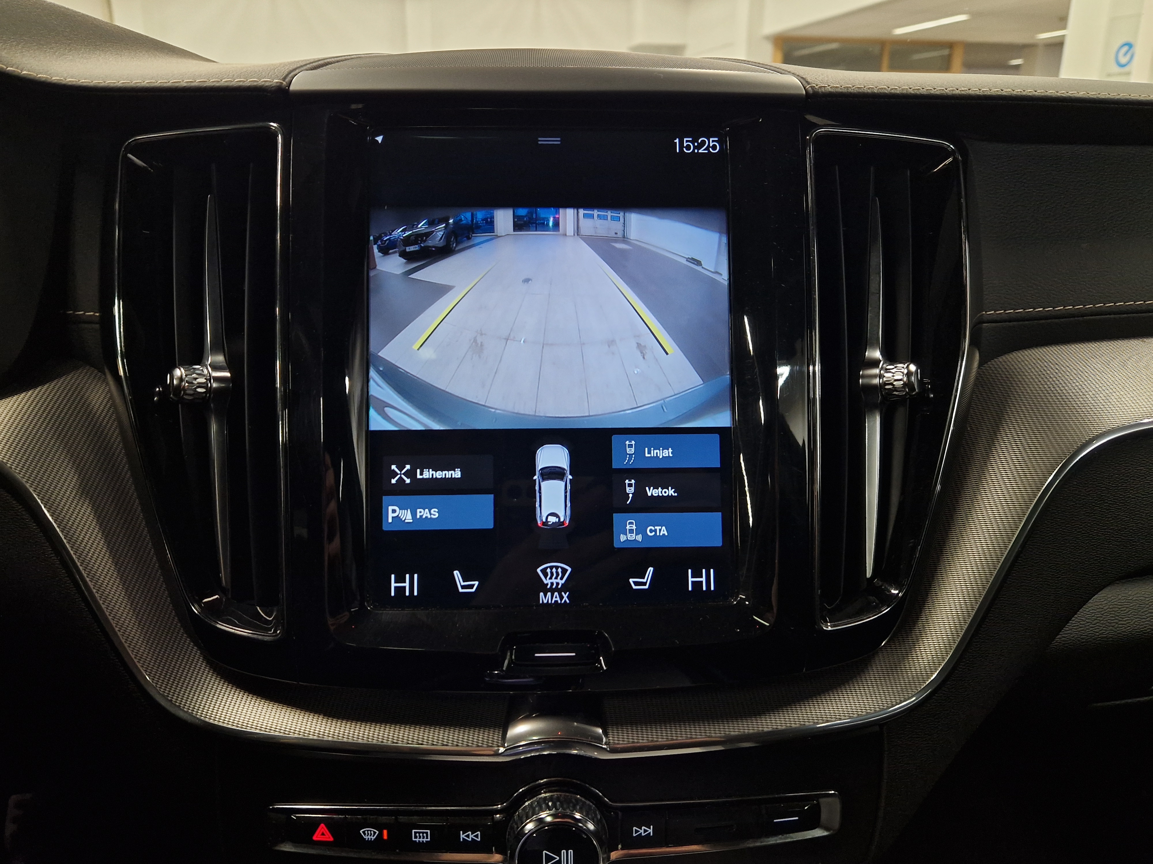 Volvo XC60 T8 AWD R-DESIGN AUT TAKUU 12KK/20TKM