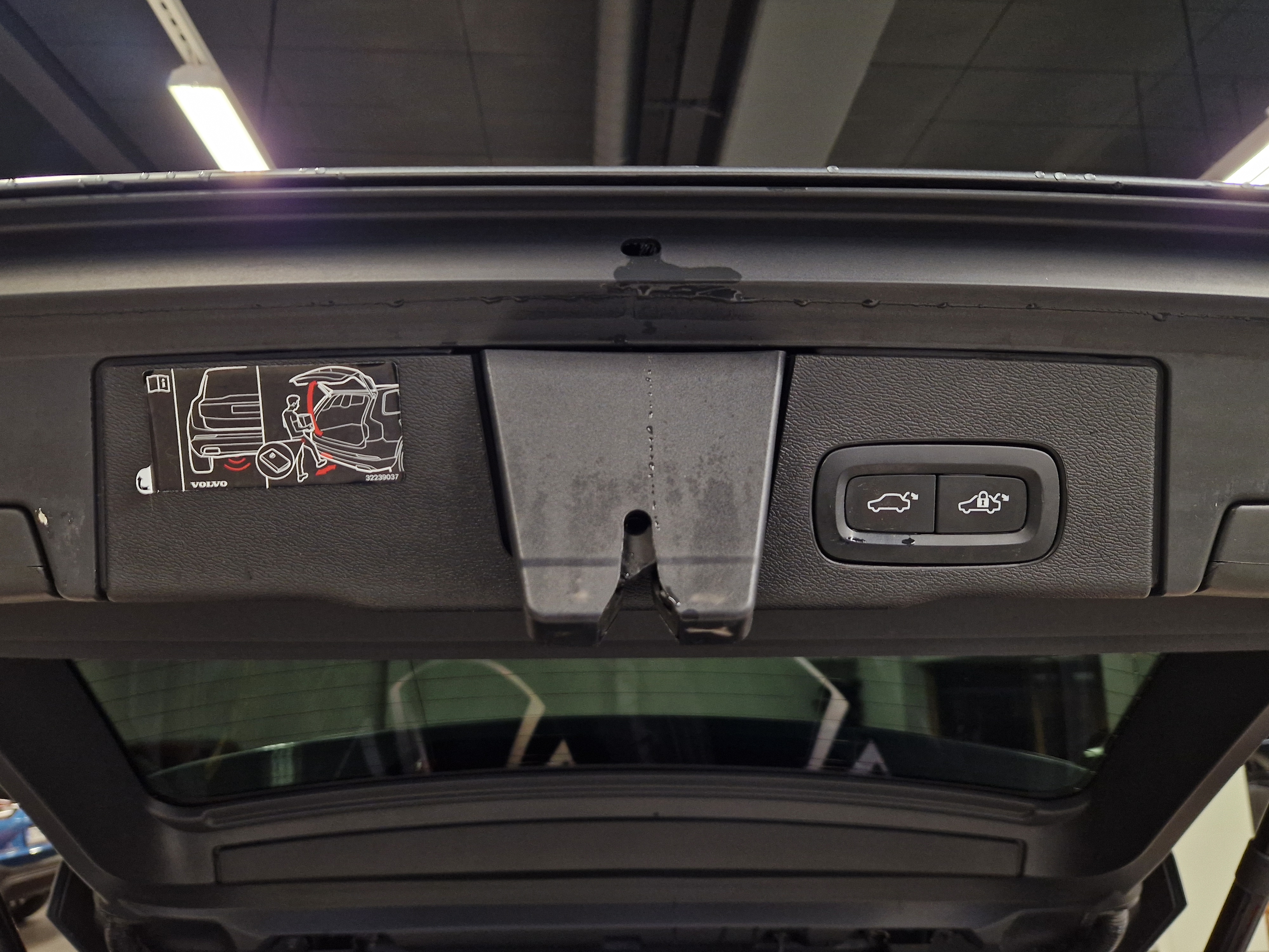 Volvo XC60 2019, photo 6/24