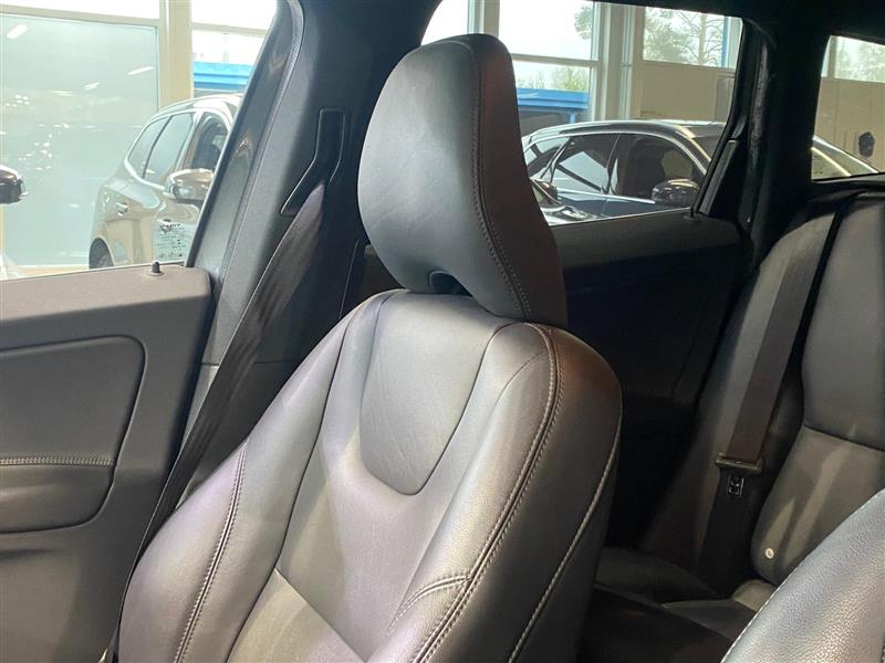 Volvo XC60 D5 AWD BUSINESS CLASSIC SUMMUM AUT.