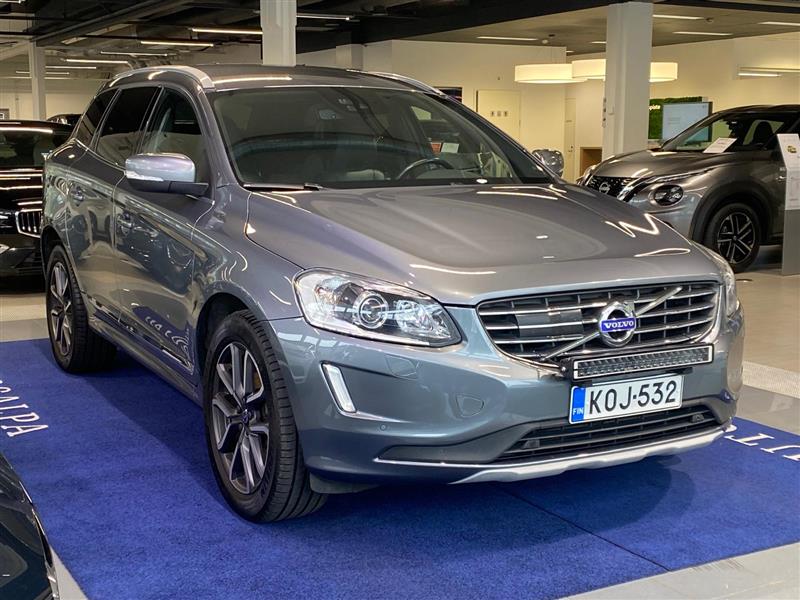 Volvo XC60 2017, photo 2/20