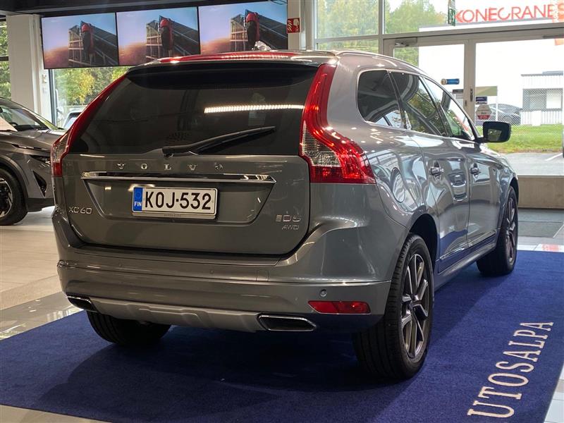 Volvo XC60 2017, photo 3/20