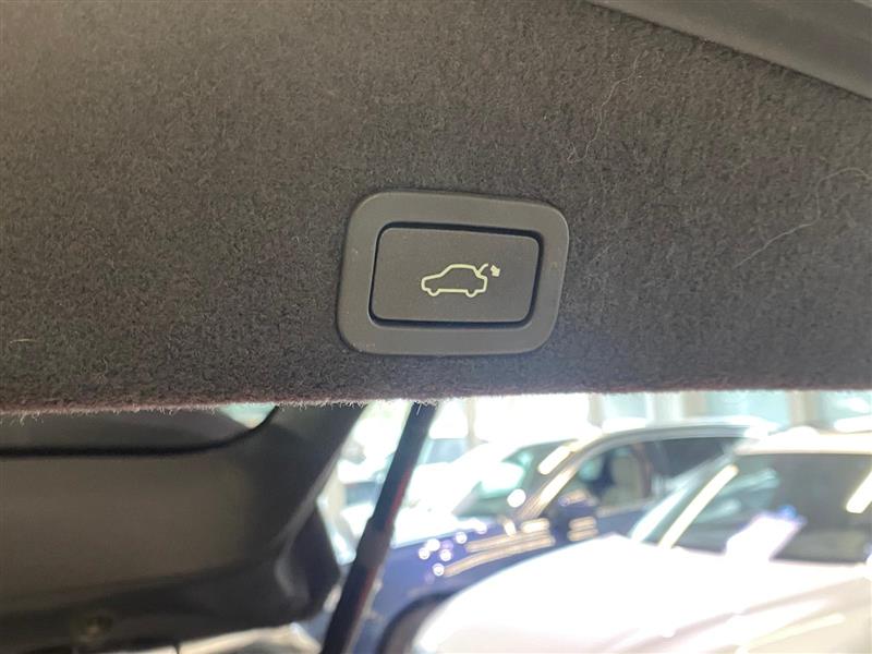 Volvo XC60 2017, photo 5/20