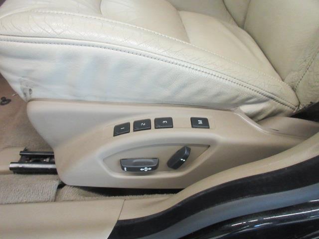 Volvo V70 3,2 SUMMUM AUT