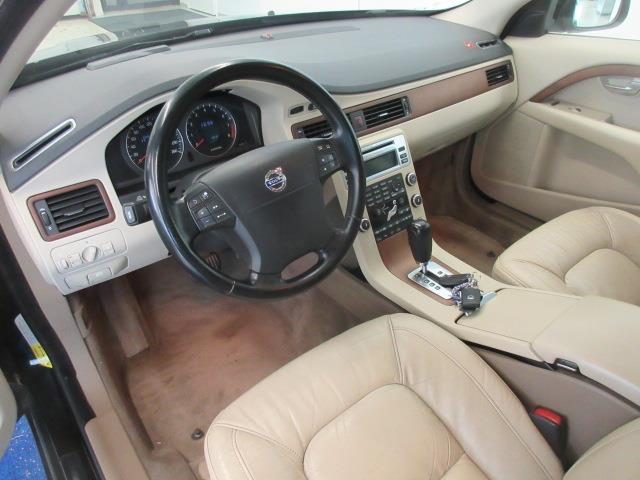 Volvo V70 3,2 SUMMUM AUT