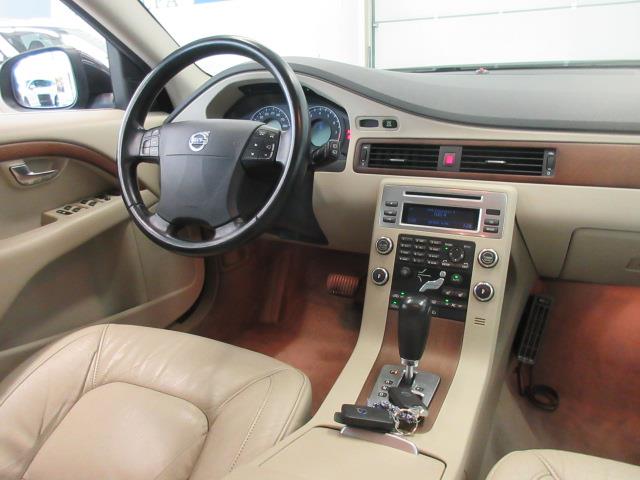 Volvo V70 3,2 SUMMUM AUT