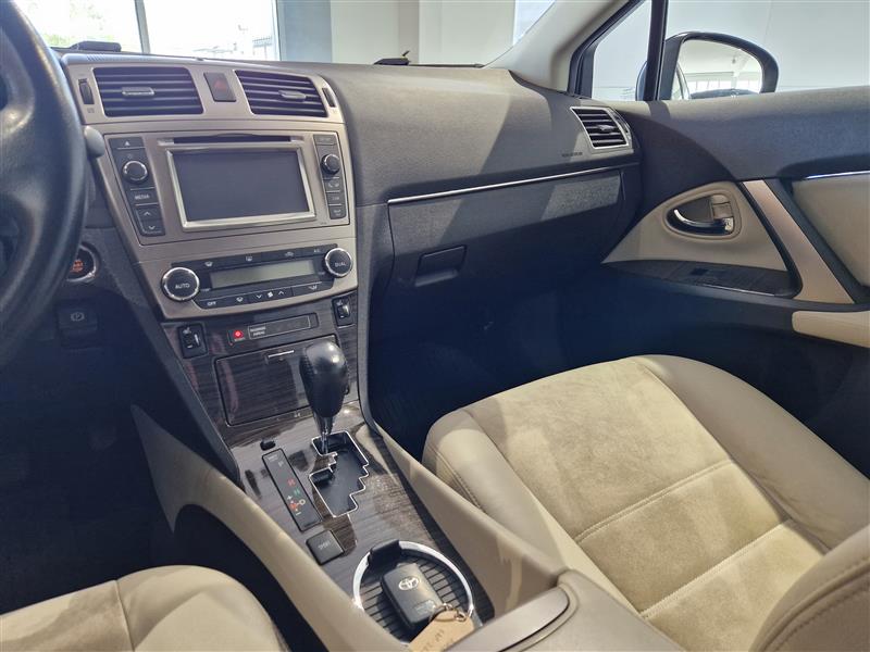 Toyota AVENSIS 1,8 VALVEMATIC LINEA SOL PLUS WAGON MULTIDRIVE S