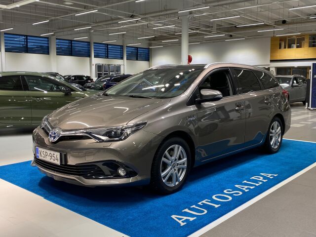 toyota AURIS TOURING SPORTS 1,8 HYBRID STYLE