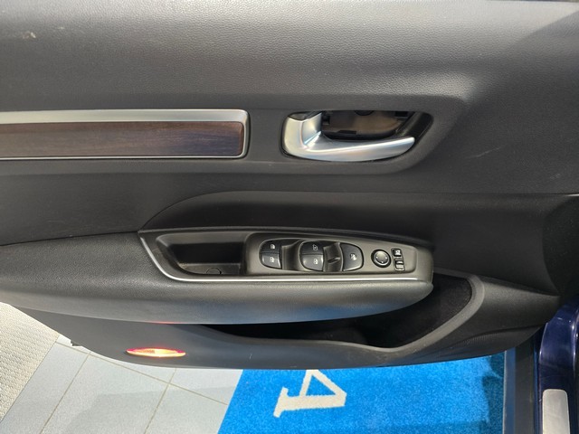 Renault KOLEOS DCI 175 X-TRONIC 4WD INTENS LAUNCH EDITION