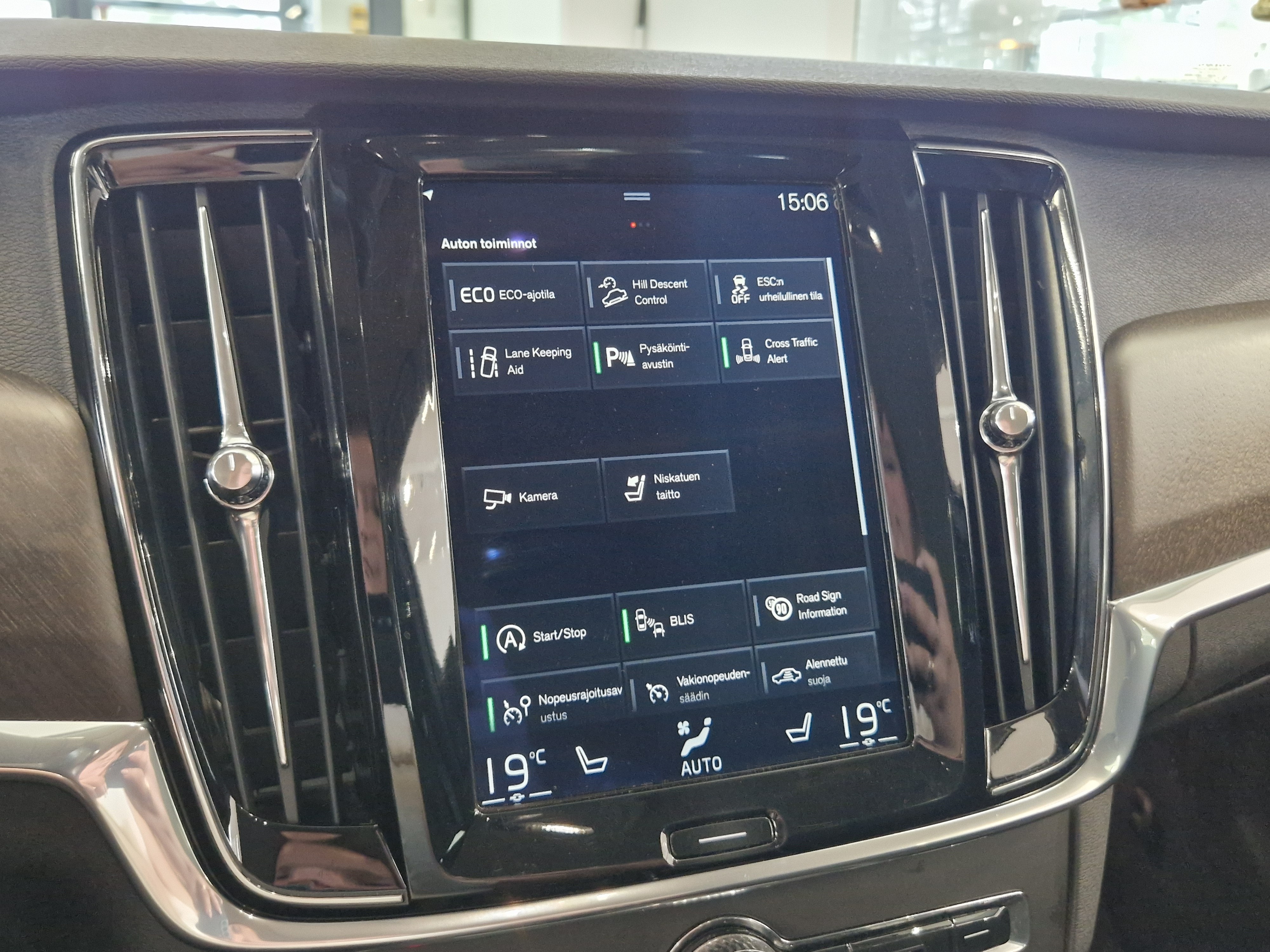 Volvo V90 CROSS COUNTRY D4 AWD PLUS AUT