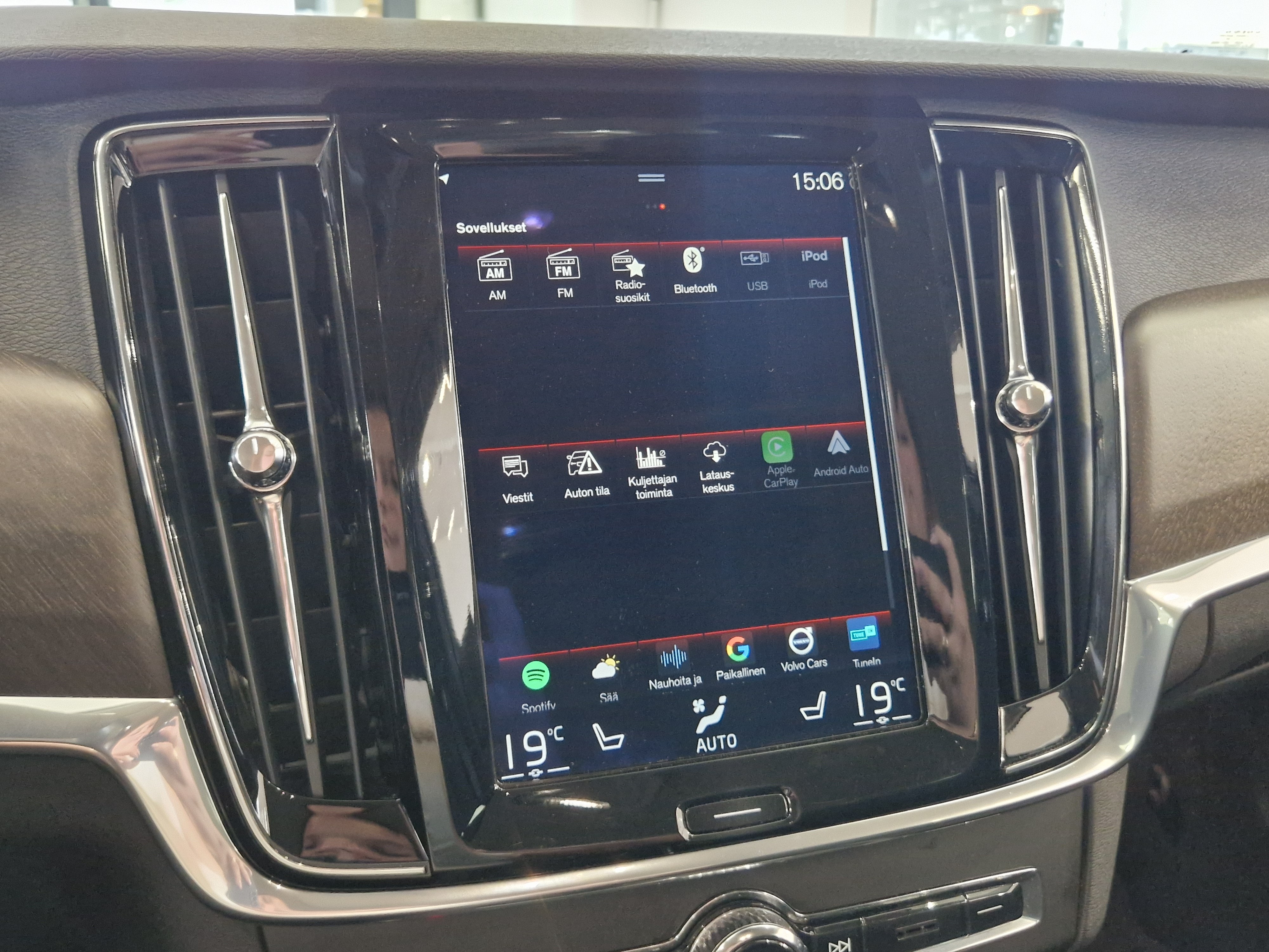 Volvo V90 CROSS COUNTRY D4 AWD PLUS AUT