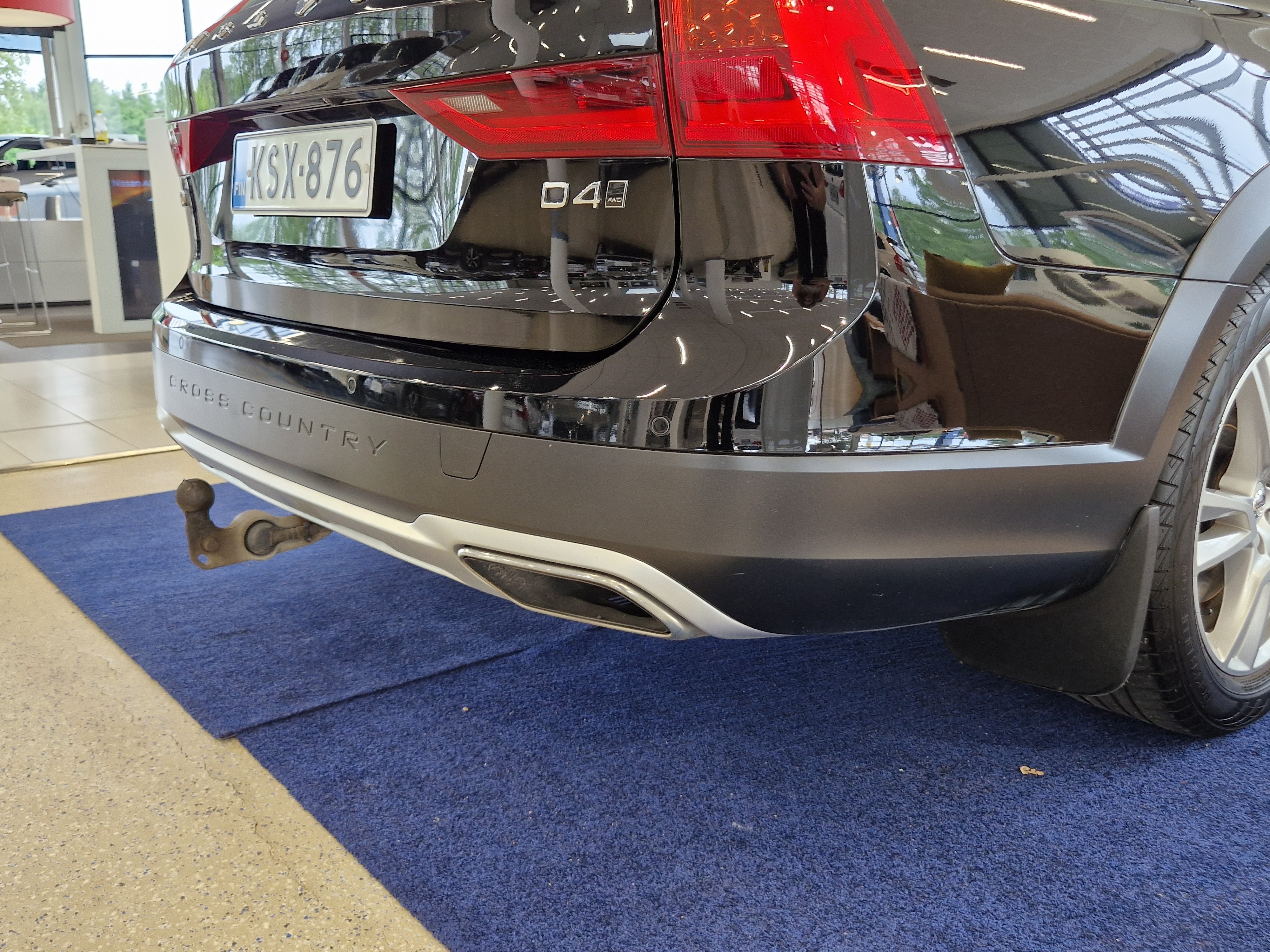 Volvo V90 Cross Country D4 AWD Plus aut 2018, kuva 4/18