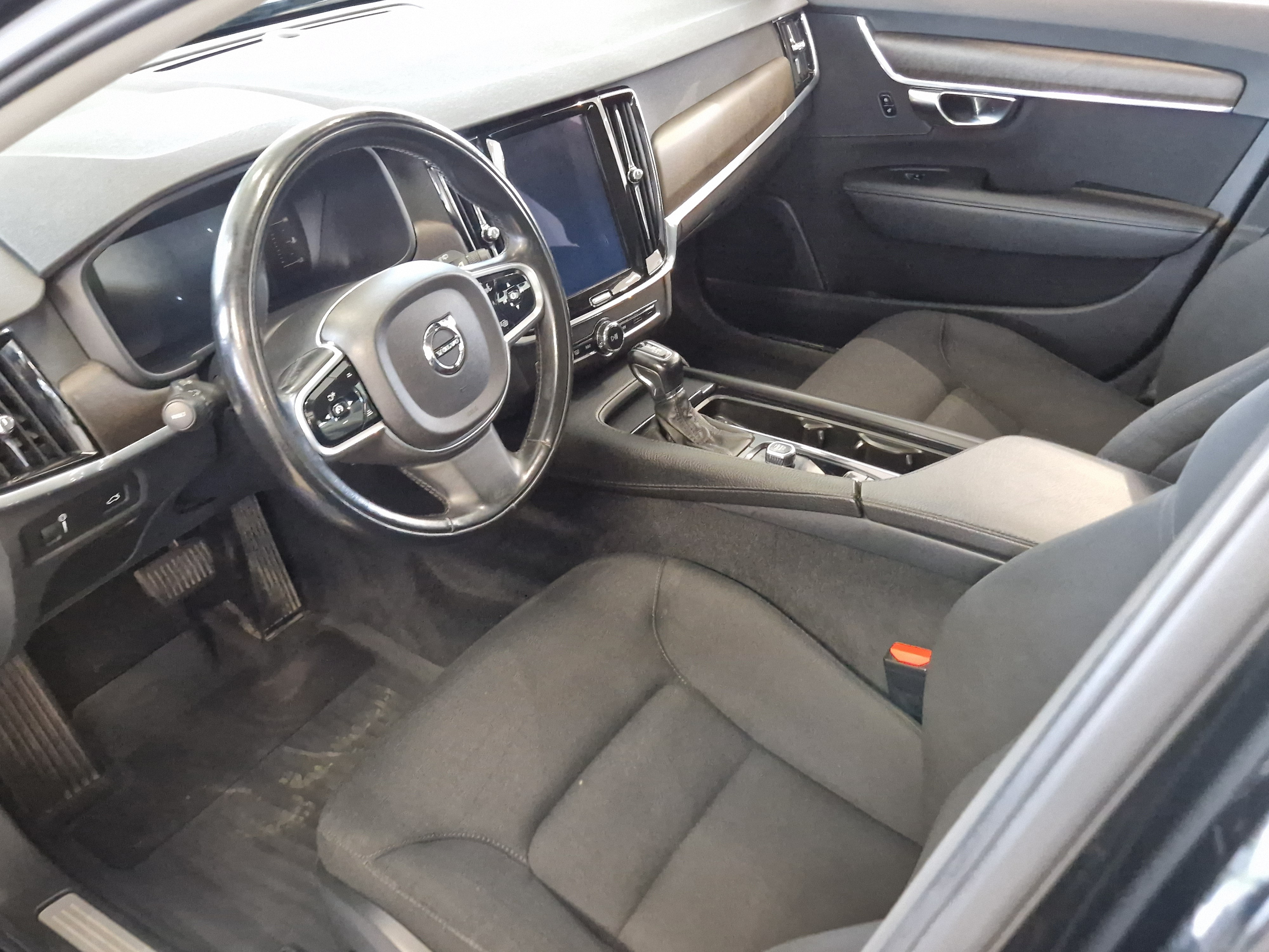 Volvo V90 Cross Country D4 AWD Plus aut 2018, kuva 5/18