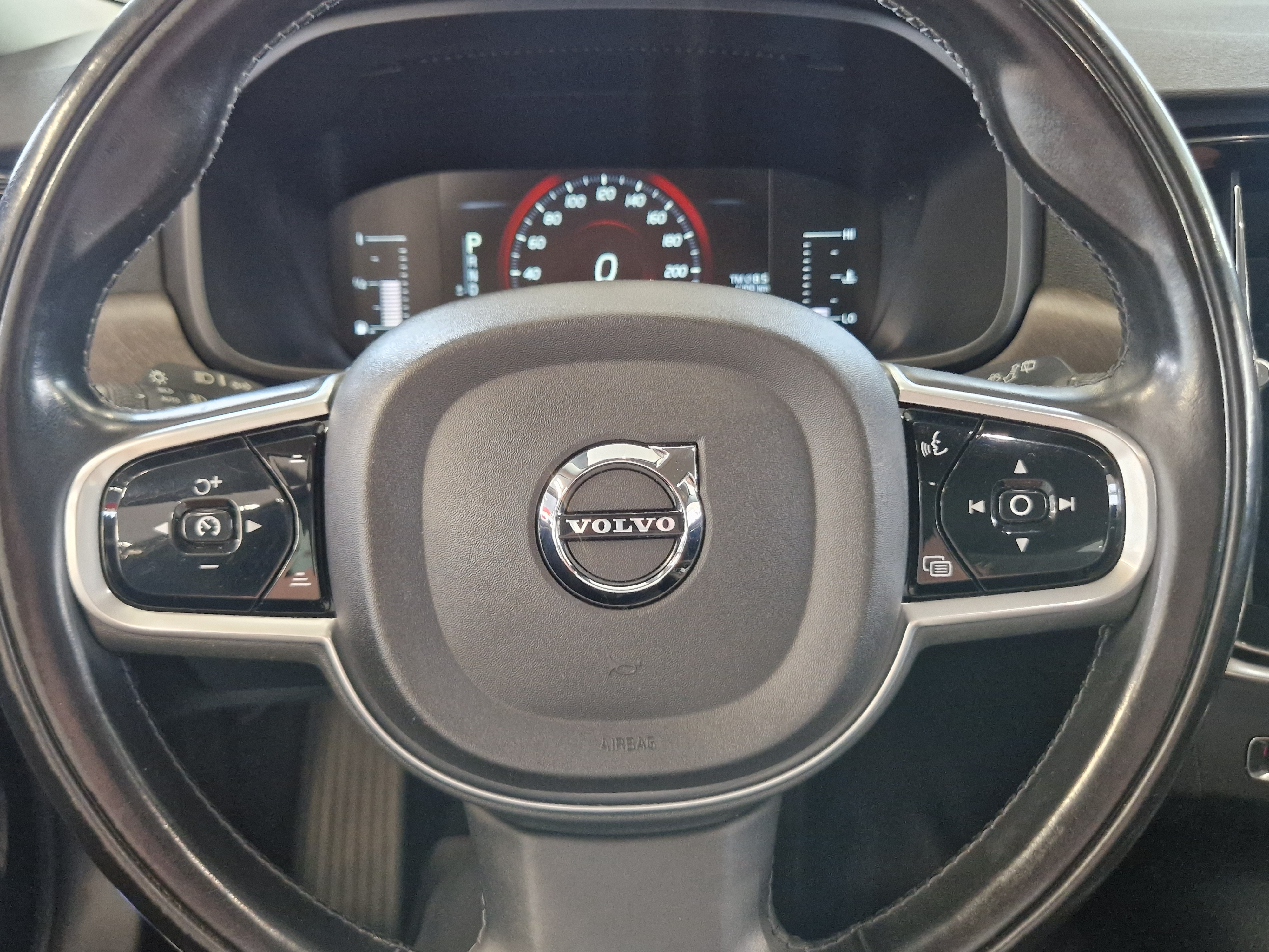 Volvo V90 Cross Country D4 AWD Plus aut 2018, kuva 6/18