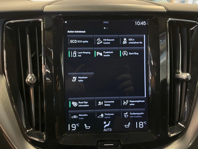 Volvo XC60 D4 AWD MOMENTUM AUT (B)