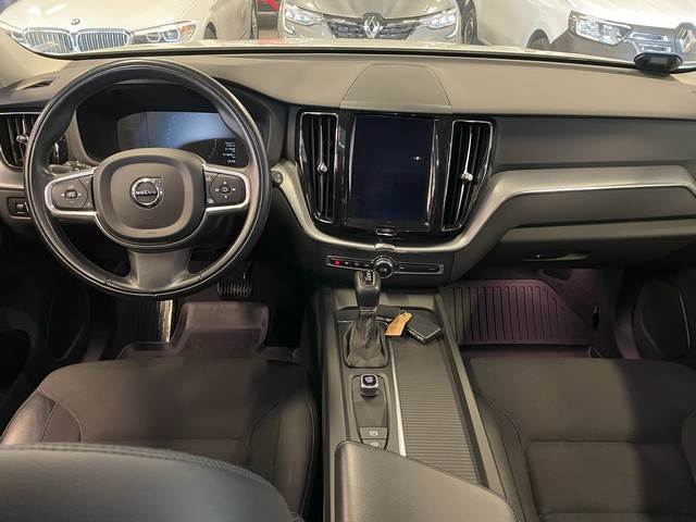 Volvo XC60 D4 AWD MOMENTUM AUT (B)