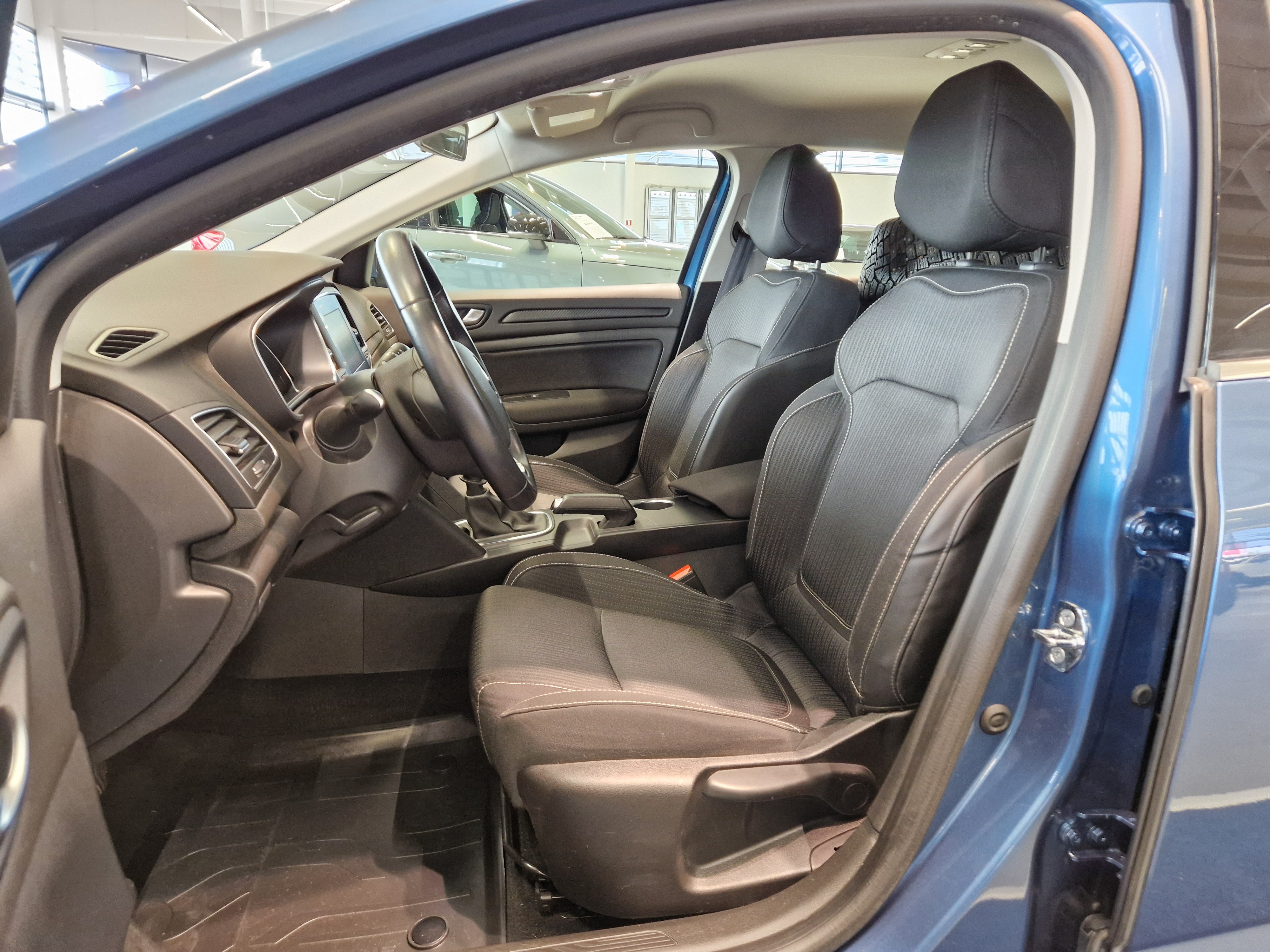 Renault MEGANE SPORT TOURER TCE 130 ZEN