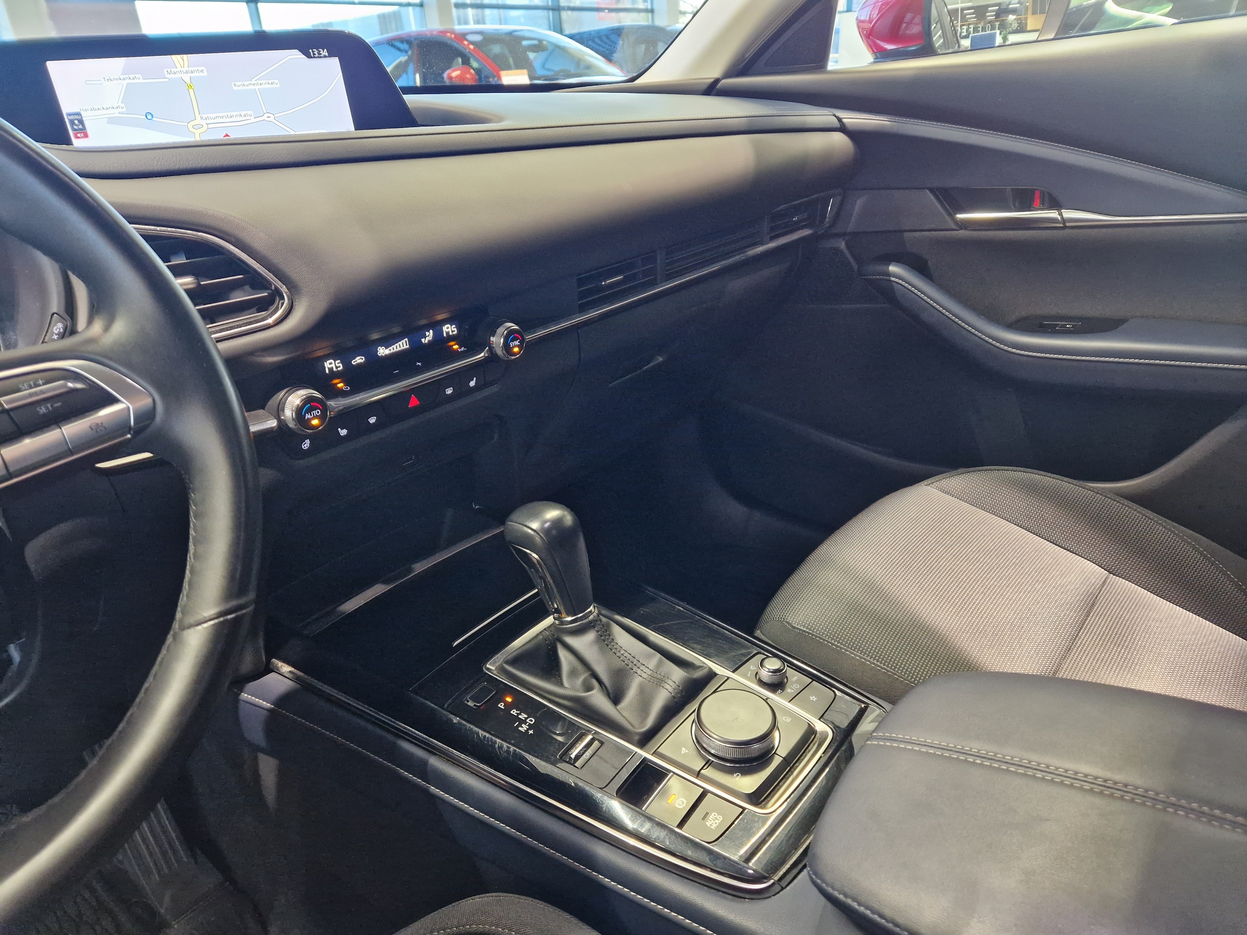 Mazda CX-30 2,0 M HYBRID SKYACTIV-X VISION PLUS BUSINESS AT