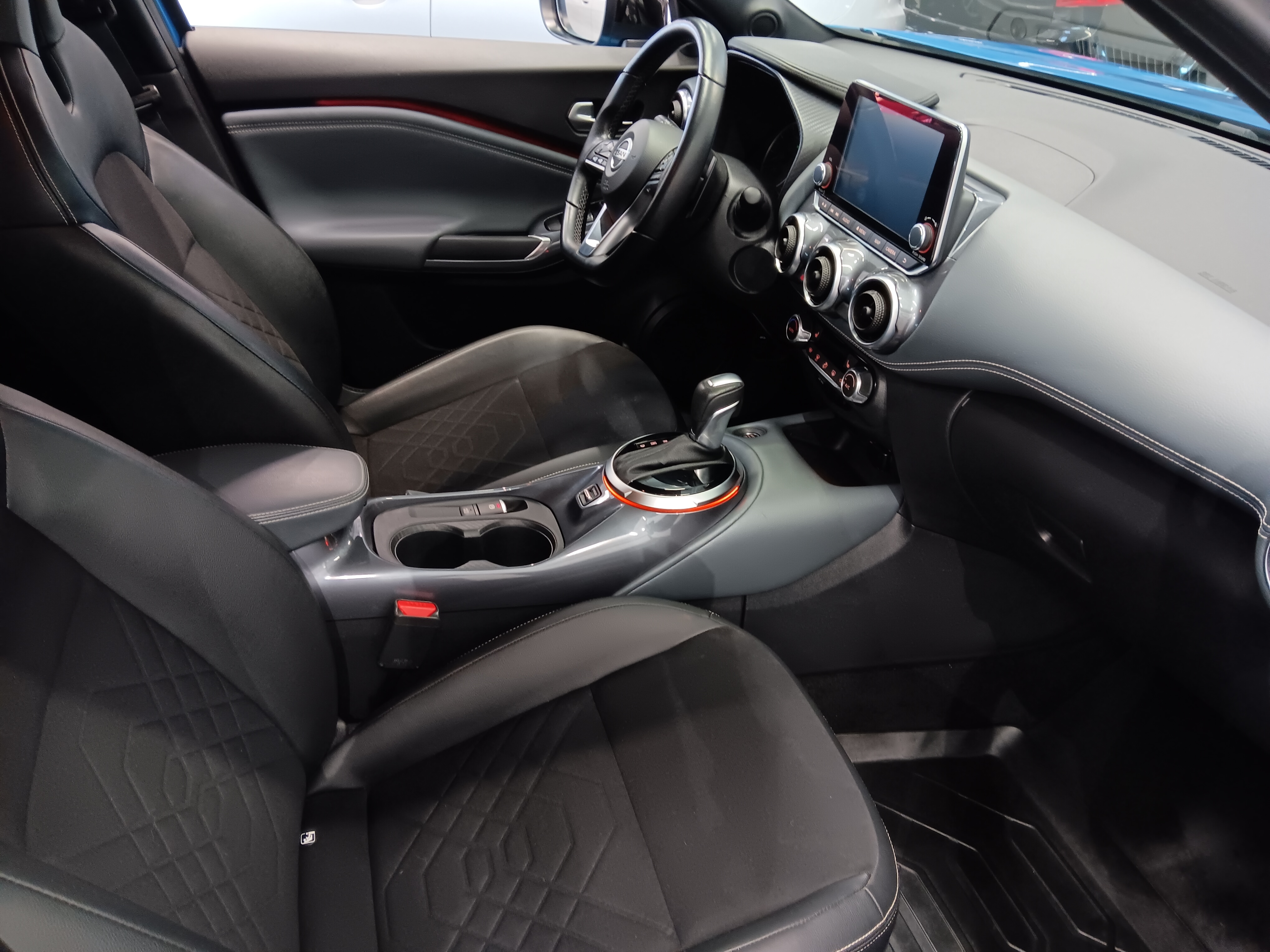 Nissan Juke DIG-T 117HP 7DCT Tekna 17/' 2021, bild 7/15