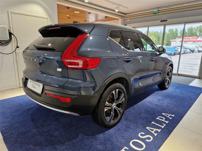 Volvo XC40 T4 TwE Inscription aut 2022, photo 3/12