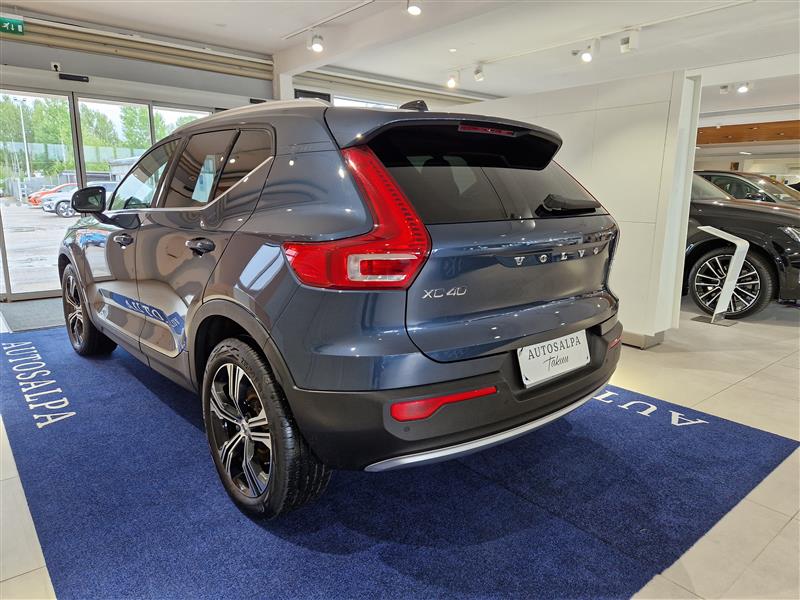 Volvo XC40 T4 TwE Inscription aut 2022, photo 4/12