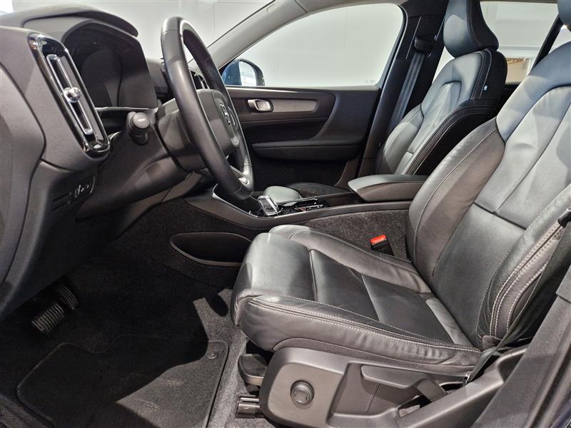 Volvo XC40 T4 TwE Inscription aut 2022, photo 5/12