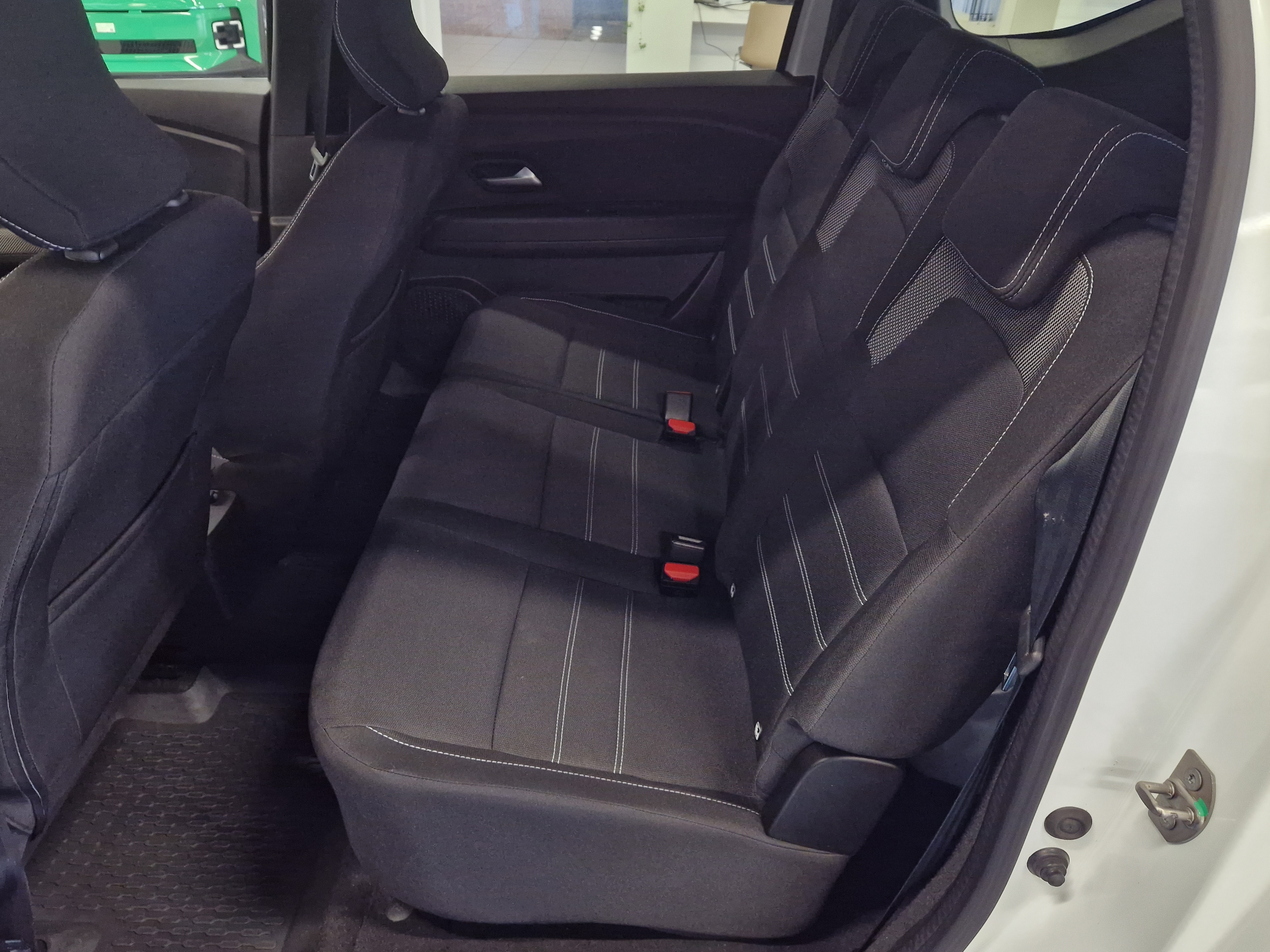 Dacia JOGGER TCE 110 COMFORT 5P TAKUU 12KK/20TKM