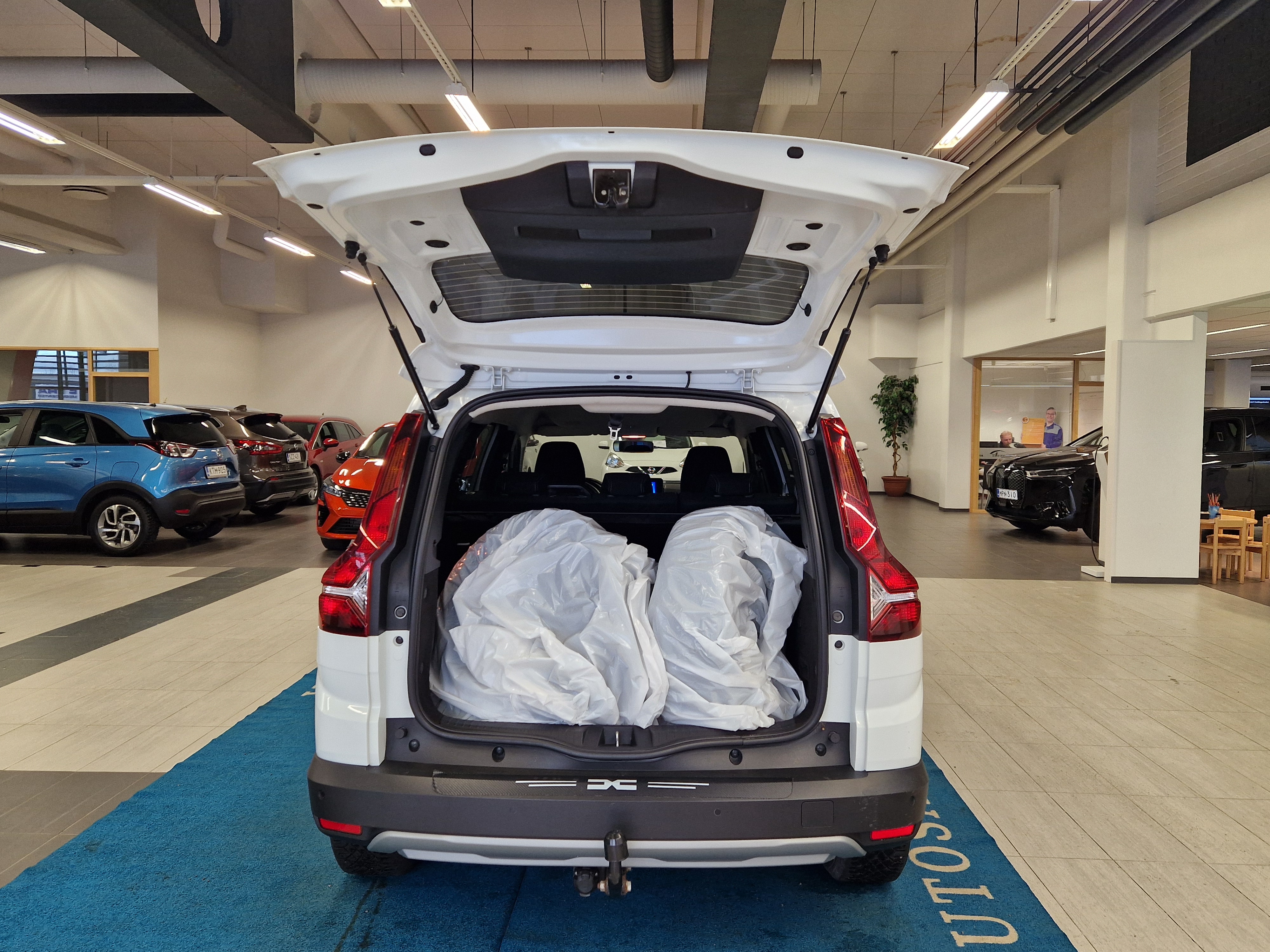 Dacia JOGGER TCE 110 COMFORT 5P TAKUU 12KK/20TKM