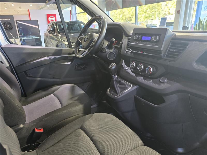 Renault Trafic 2022, kuva 7/22
