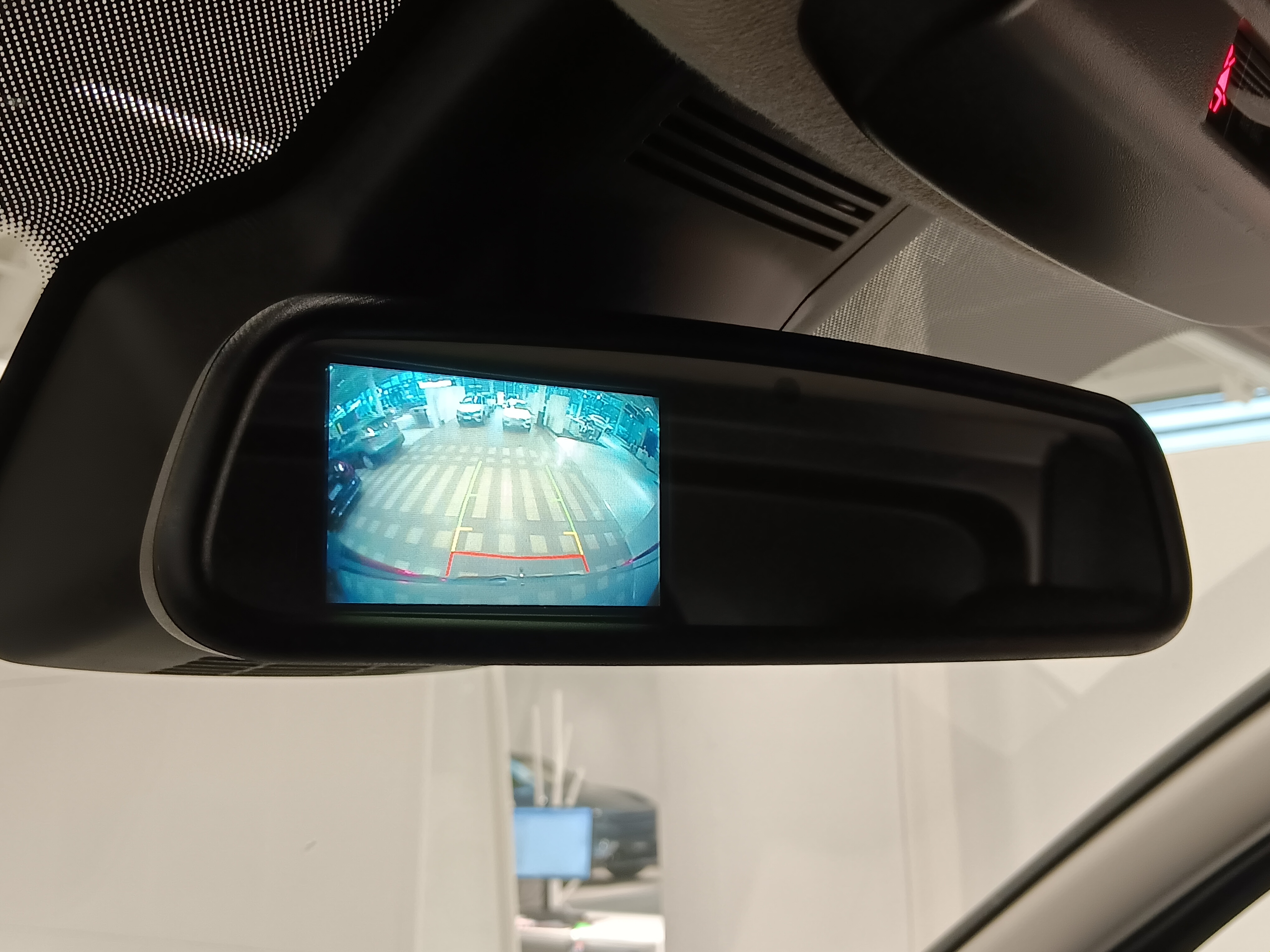 Renault TRAFIC BLUE DCI 170 EDC-AUT. L2H1 6,7M3