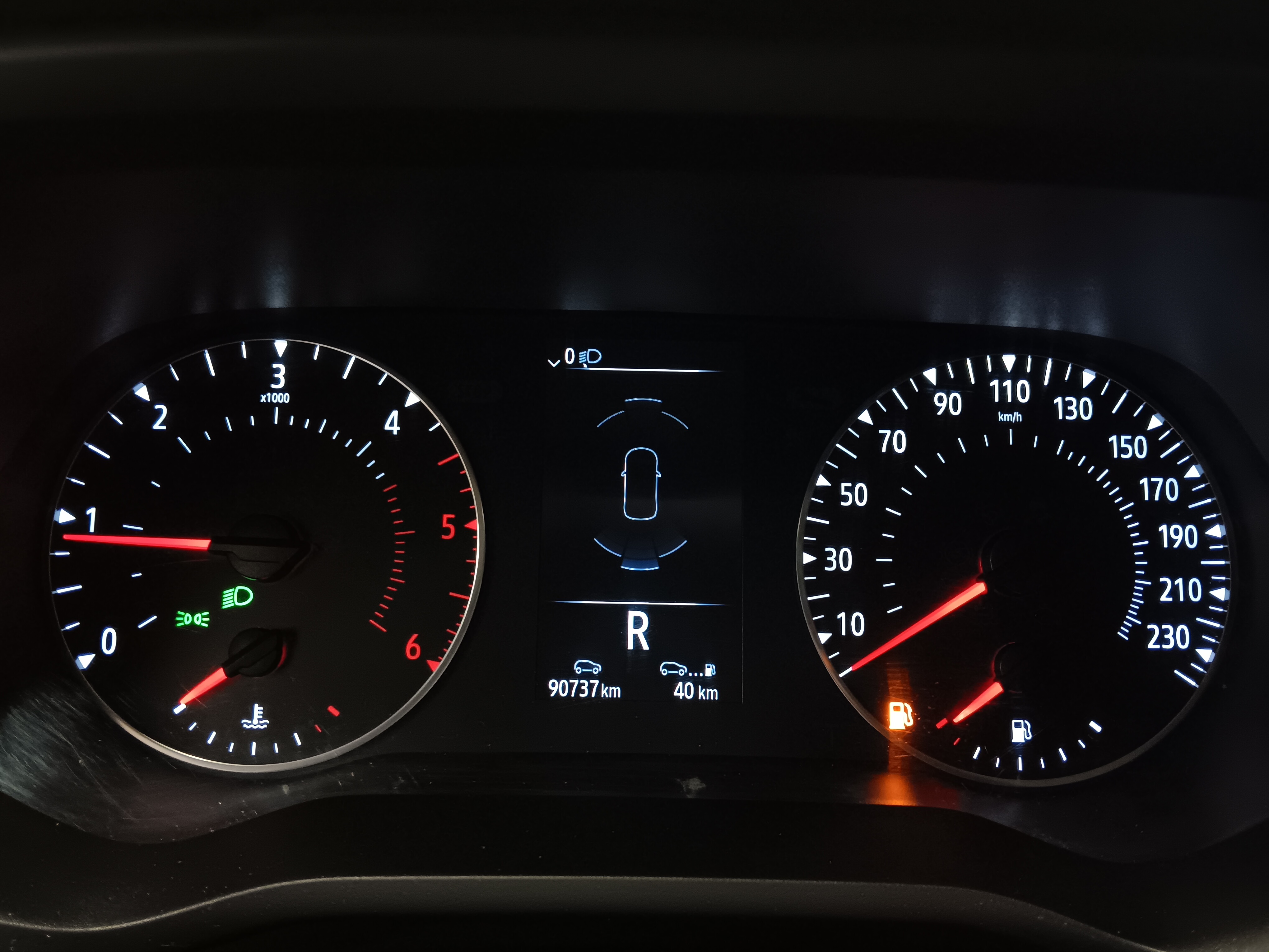 Renault TRAFIC BLUE DCI 170 EDC-AUT. L2H1 6,7M3