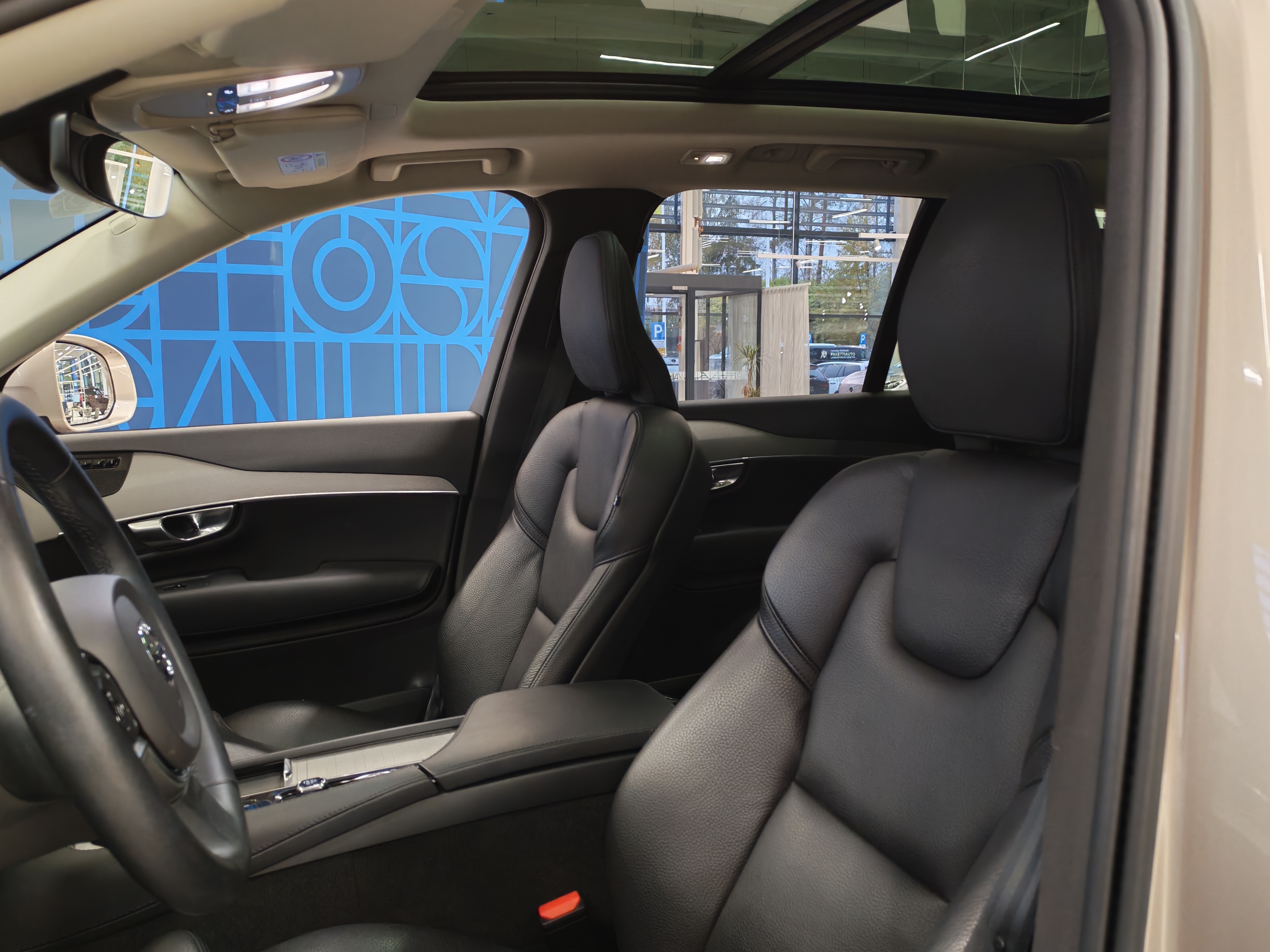 Volvo XC90 T8 AWD LONG RANGE PLUS BRIGHT TAKUU 24KK/40TKM